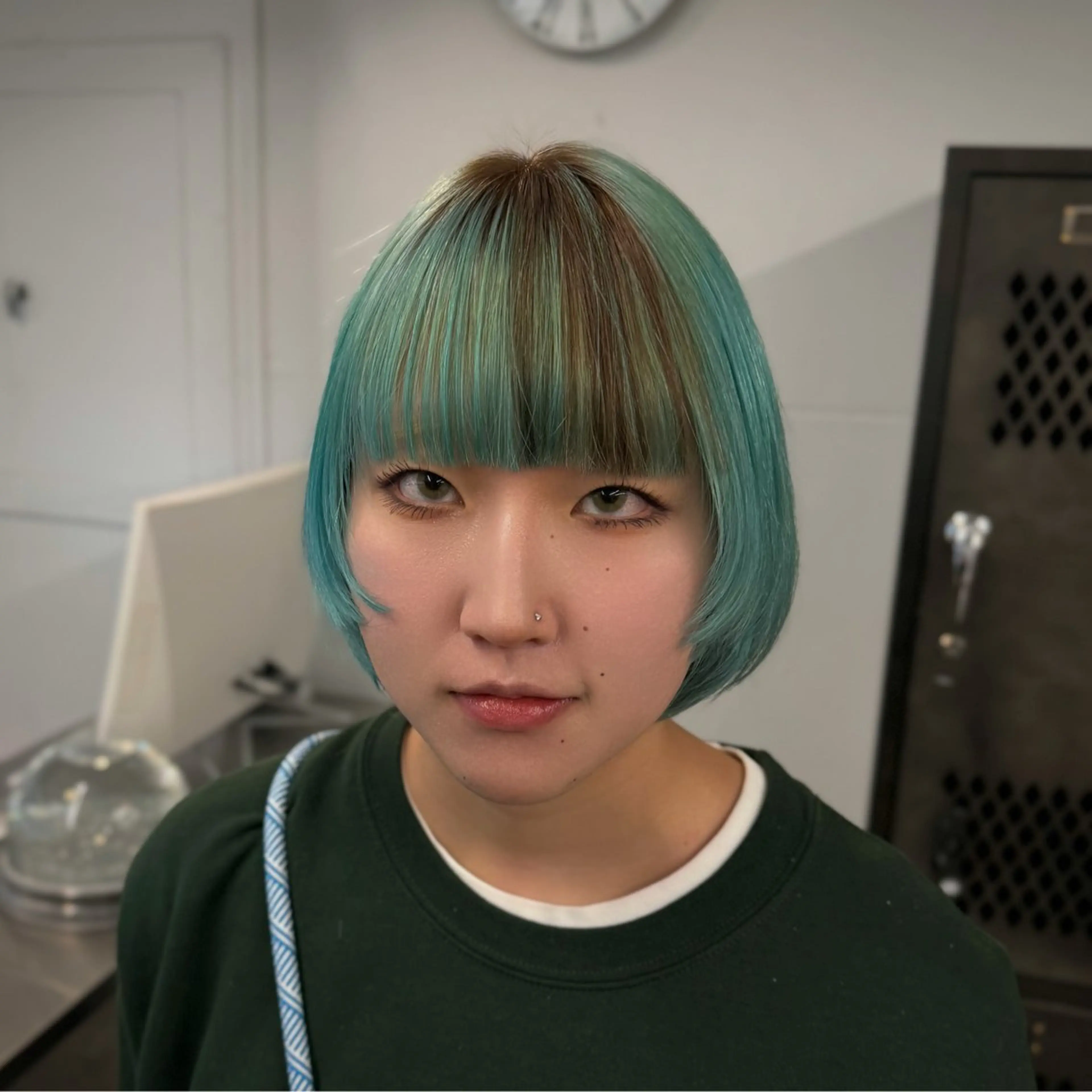 ショート ヘアカラー INORI🐳/艶カ ラー/レイヤーカットのヘアスタイル