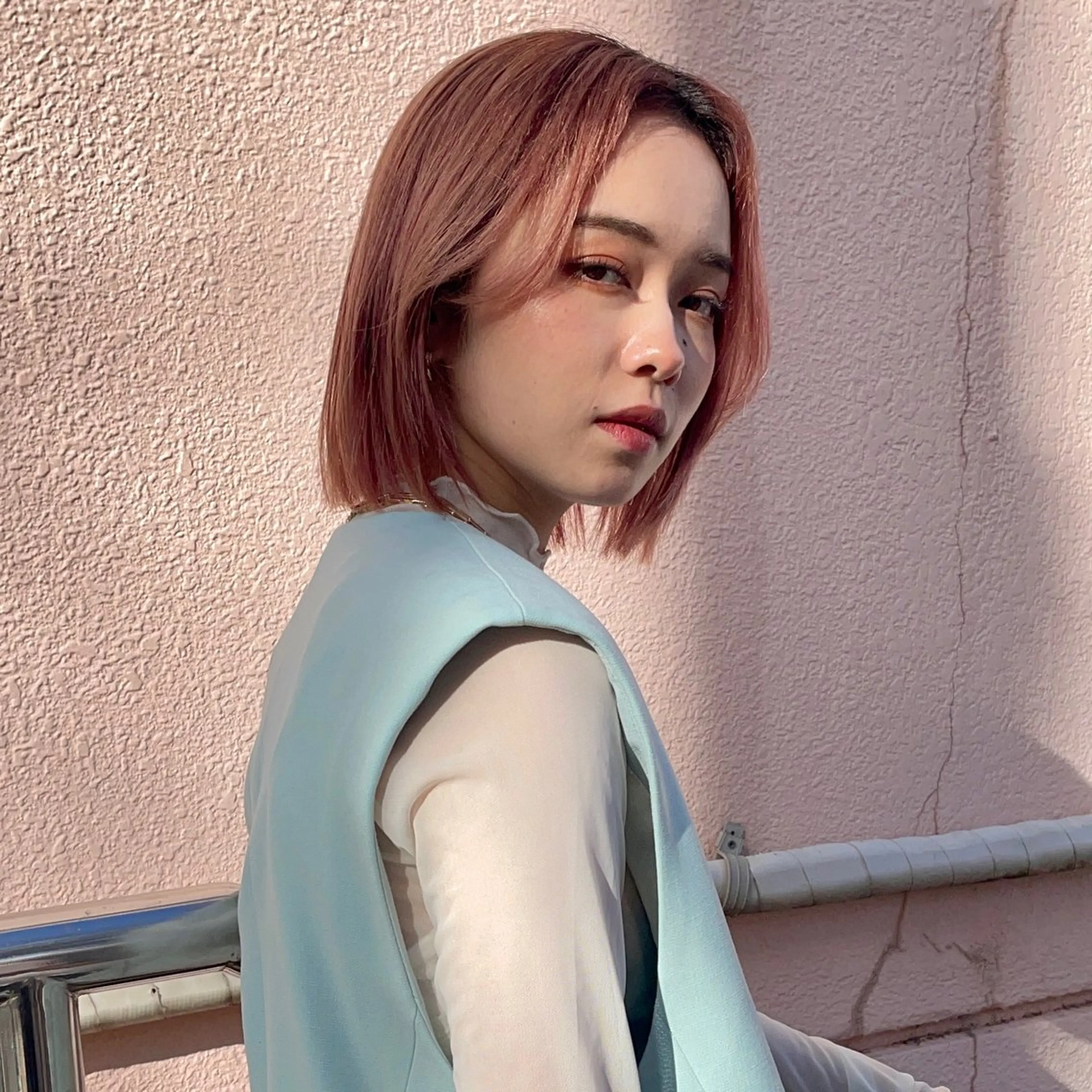 ショート カラー iLi🫧kim ryongna🦋のヘアスタイル