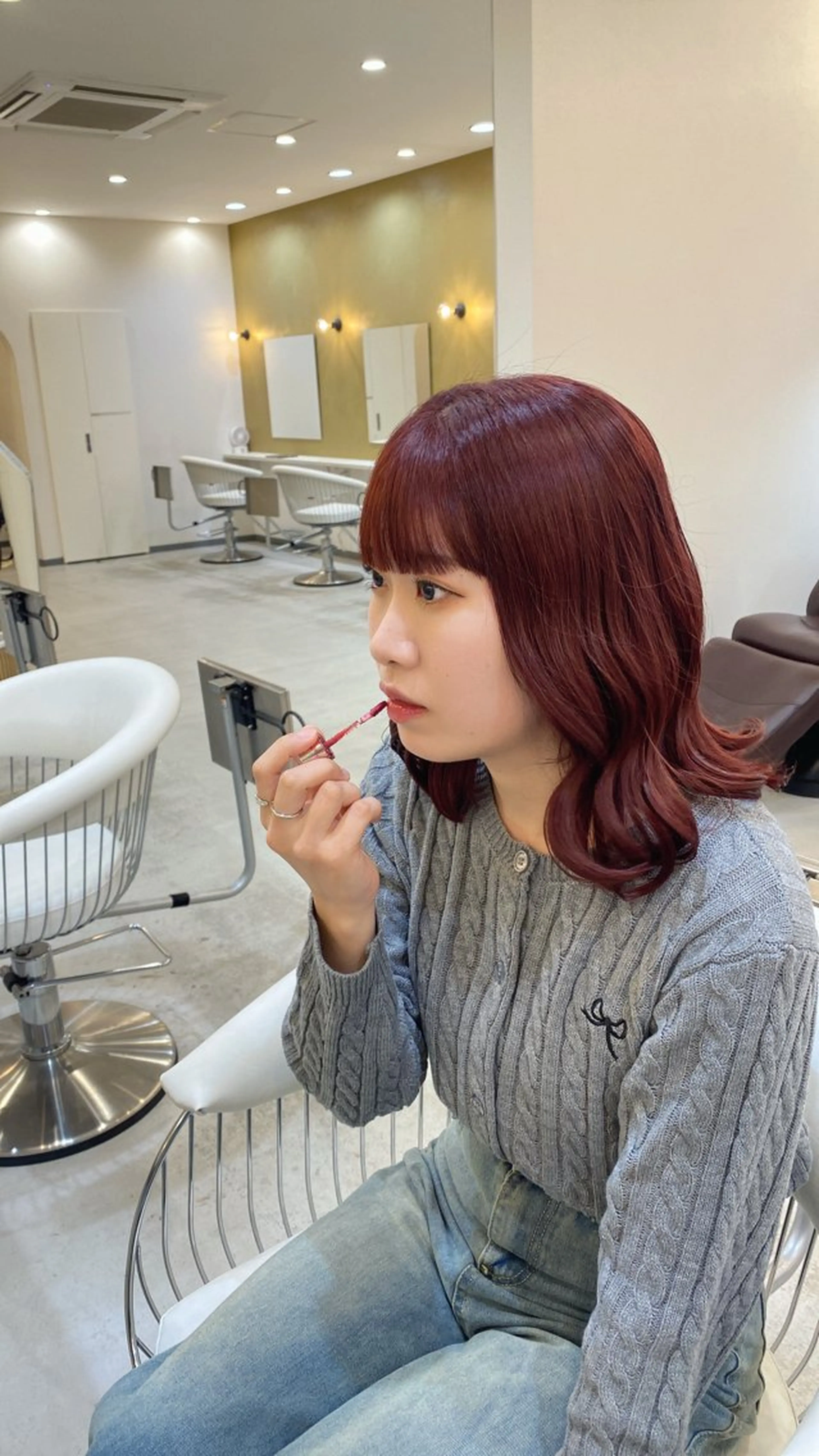 ミディアム カラー topa takaoka所属・小西 由季乃のヘアスタイル