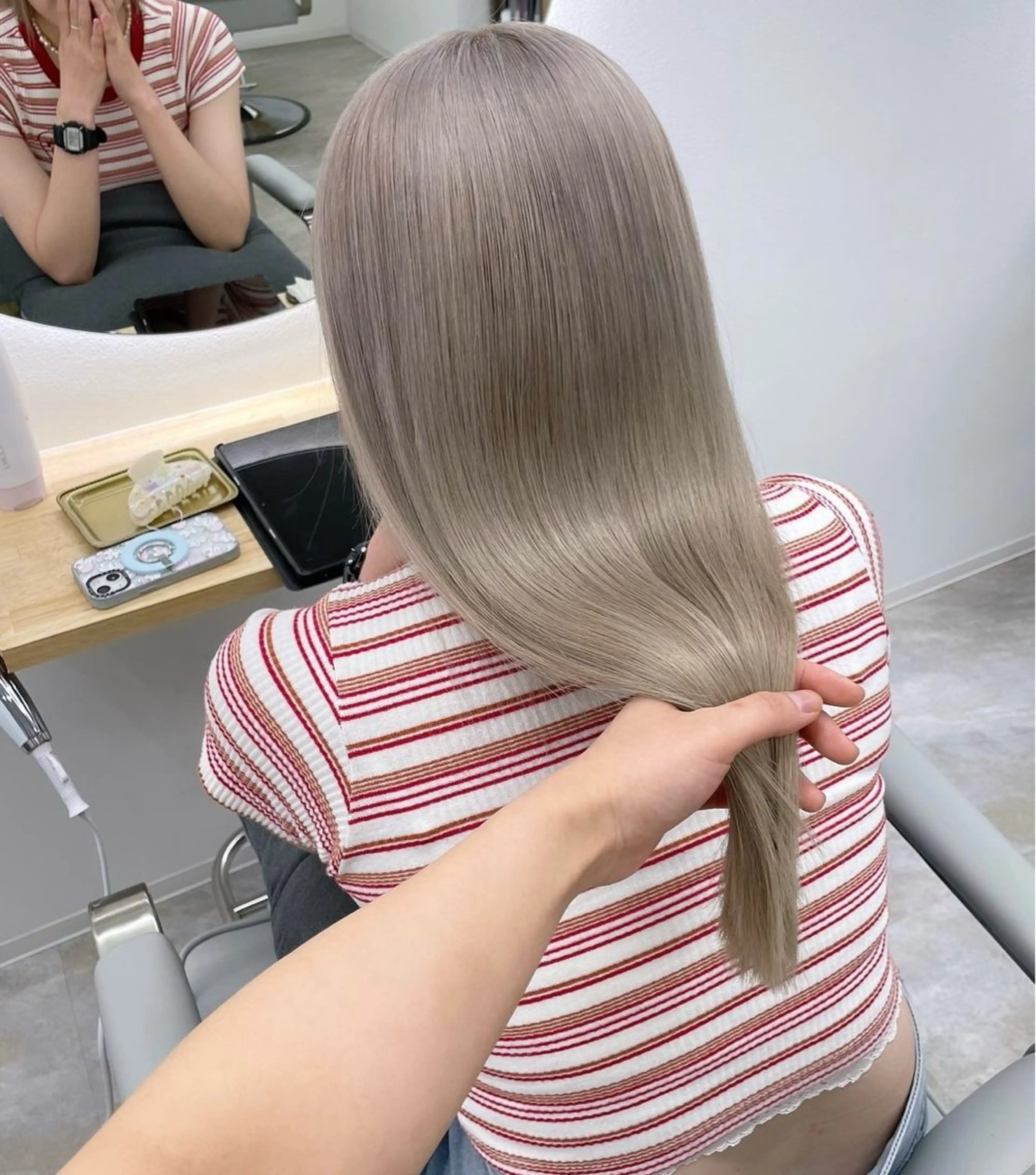 ロング 林 風菜のヘアスタイル