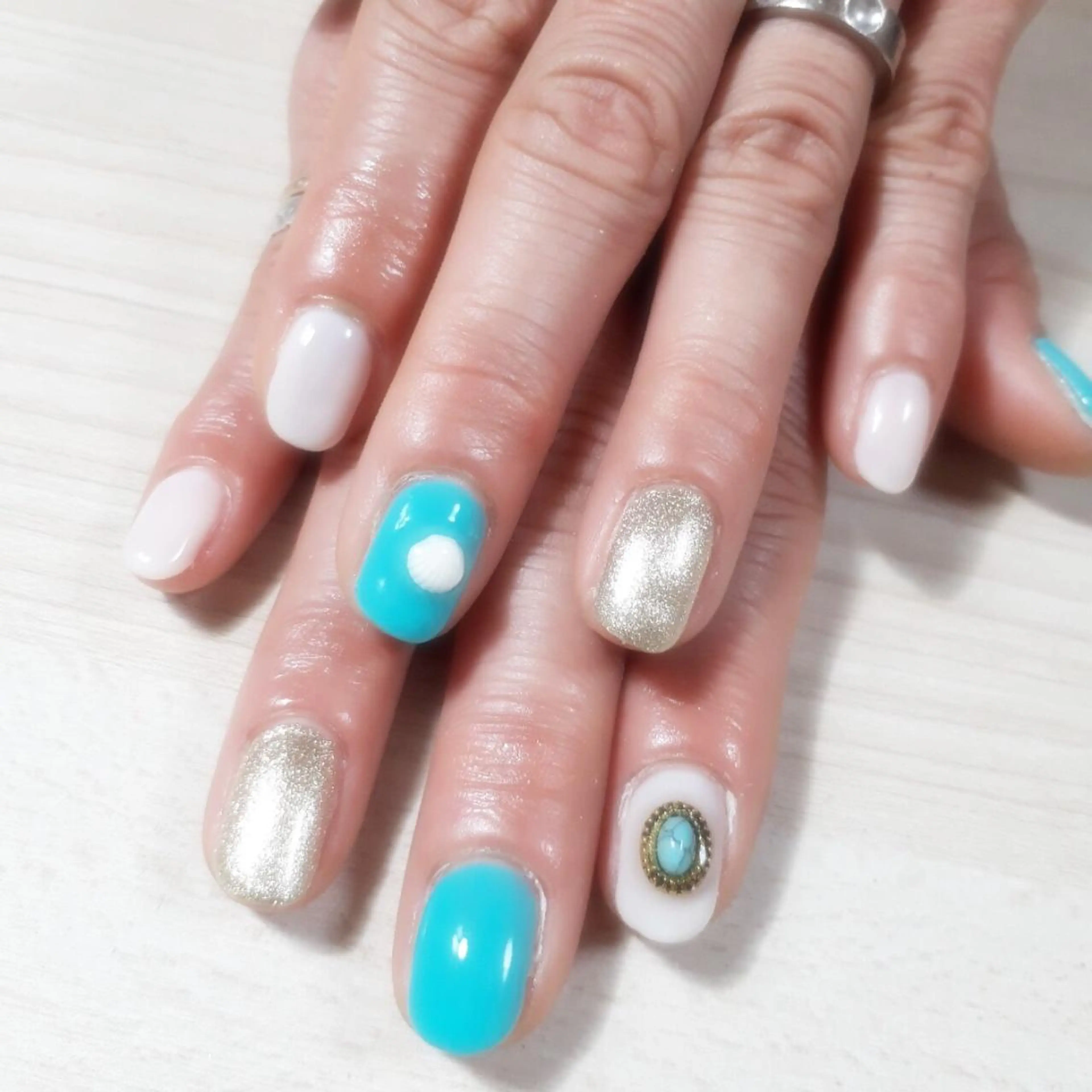 ネイル 安藤 Charlotteのネイルデザイン