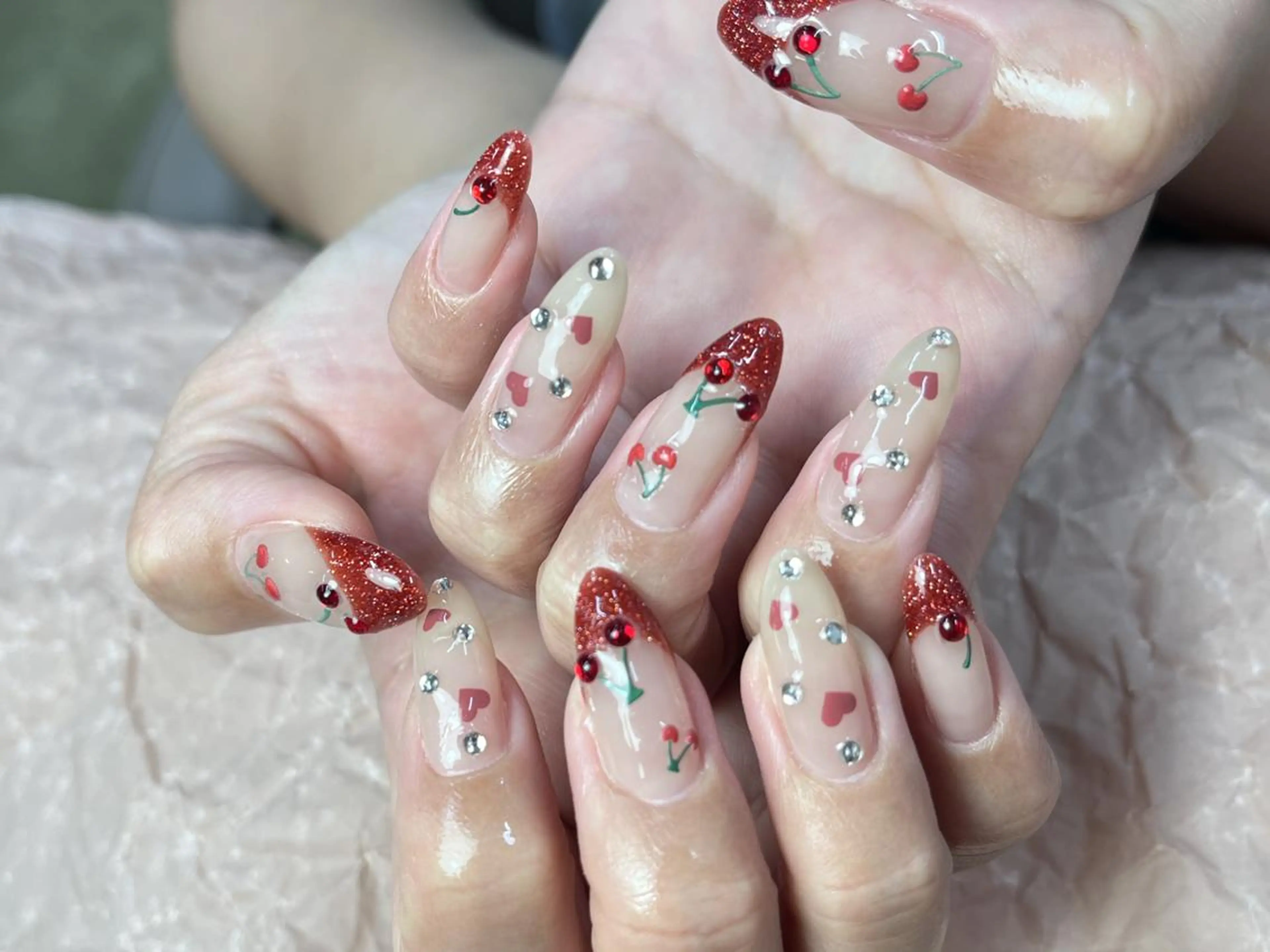 ネイル ハンドネイル ToliyDeliy Keilyのネイルデザイン