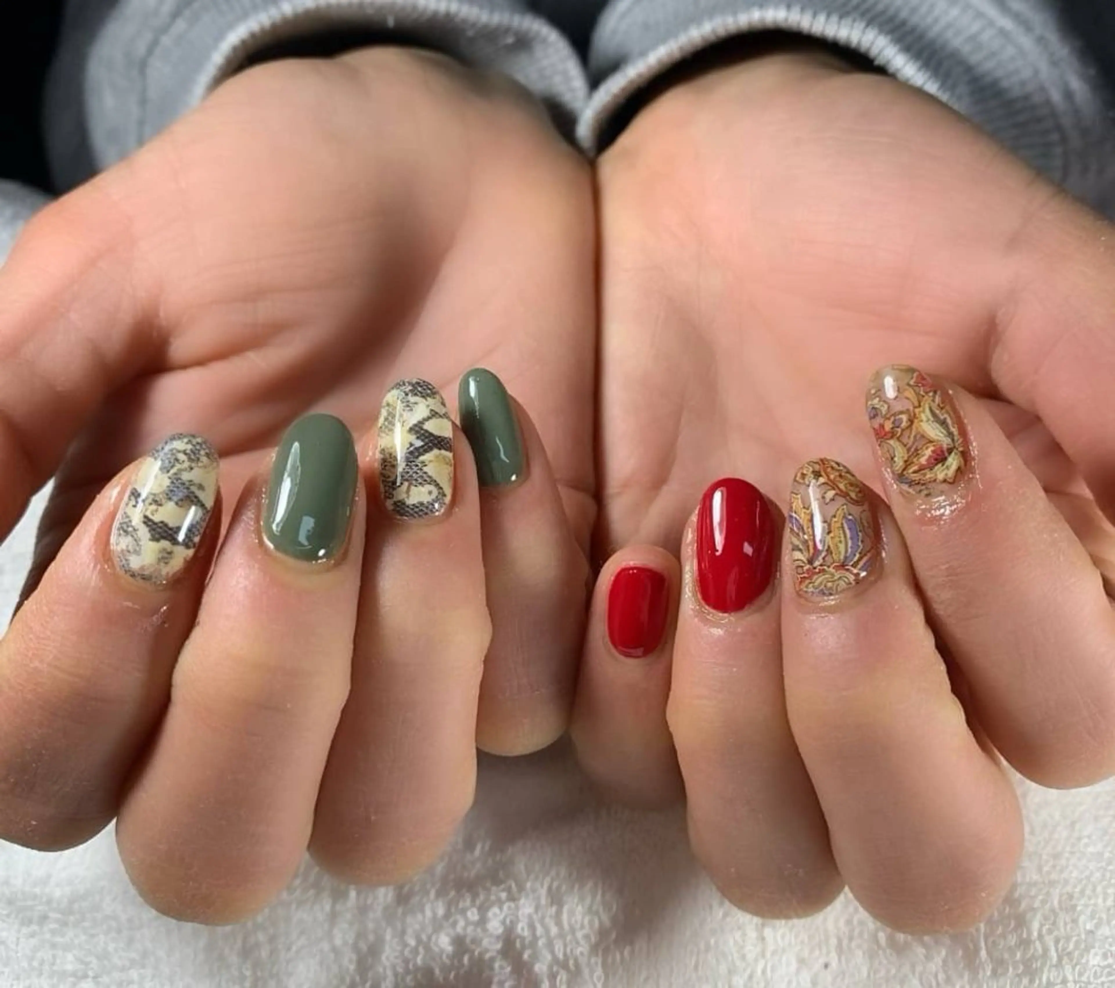 ネイル ハンドネイル フットネイル MHR nailのネイルデザイン