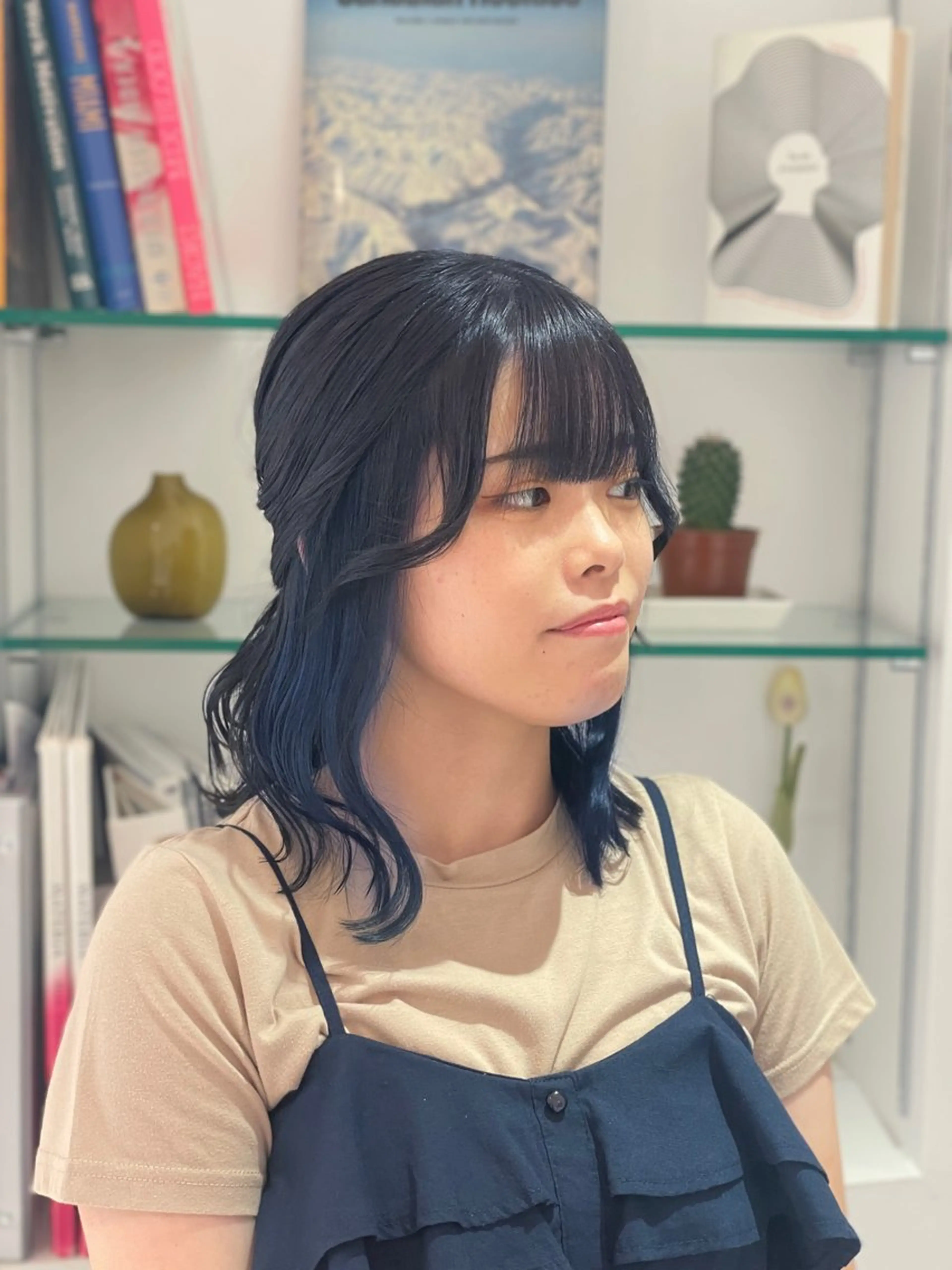 ロング カラー ブルーカラー インナーカラー カット ヘアカラー 佐藤 綾郁のヘアスタイル