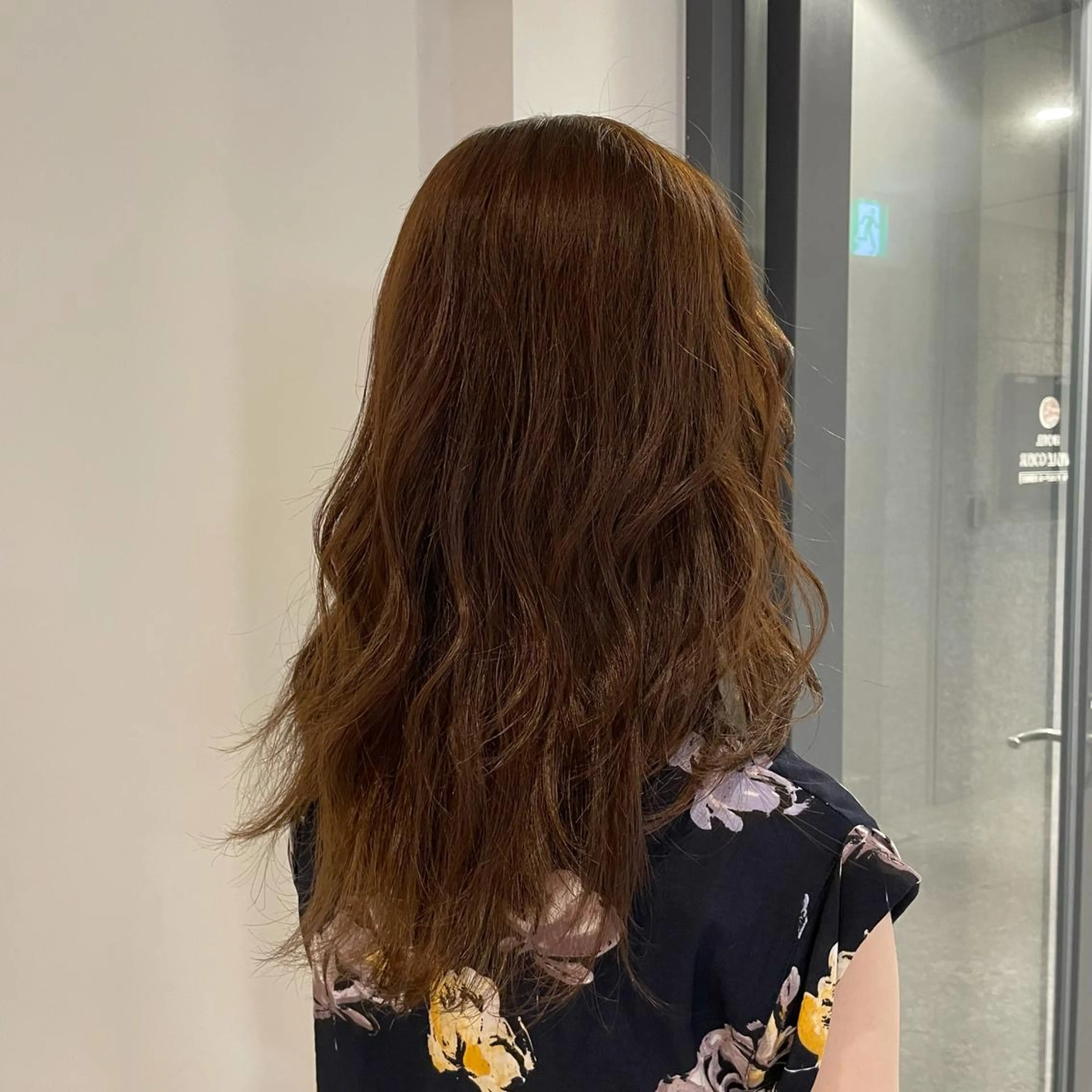 ロング カラー ブラウンカラー ナチュラルブラウン libelle所属・✨️美髪✨️透明感カ ラー✨️大泉翔／店長のヘアスタイル