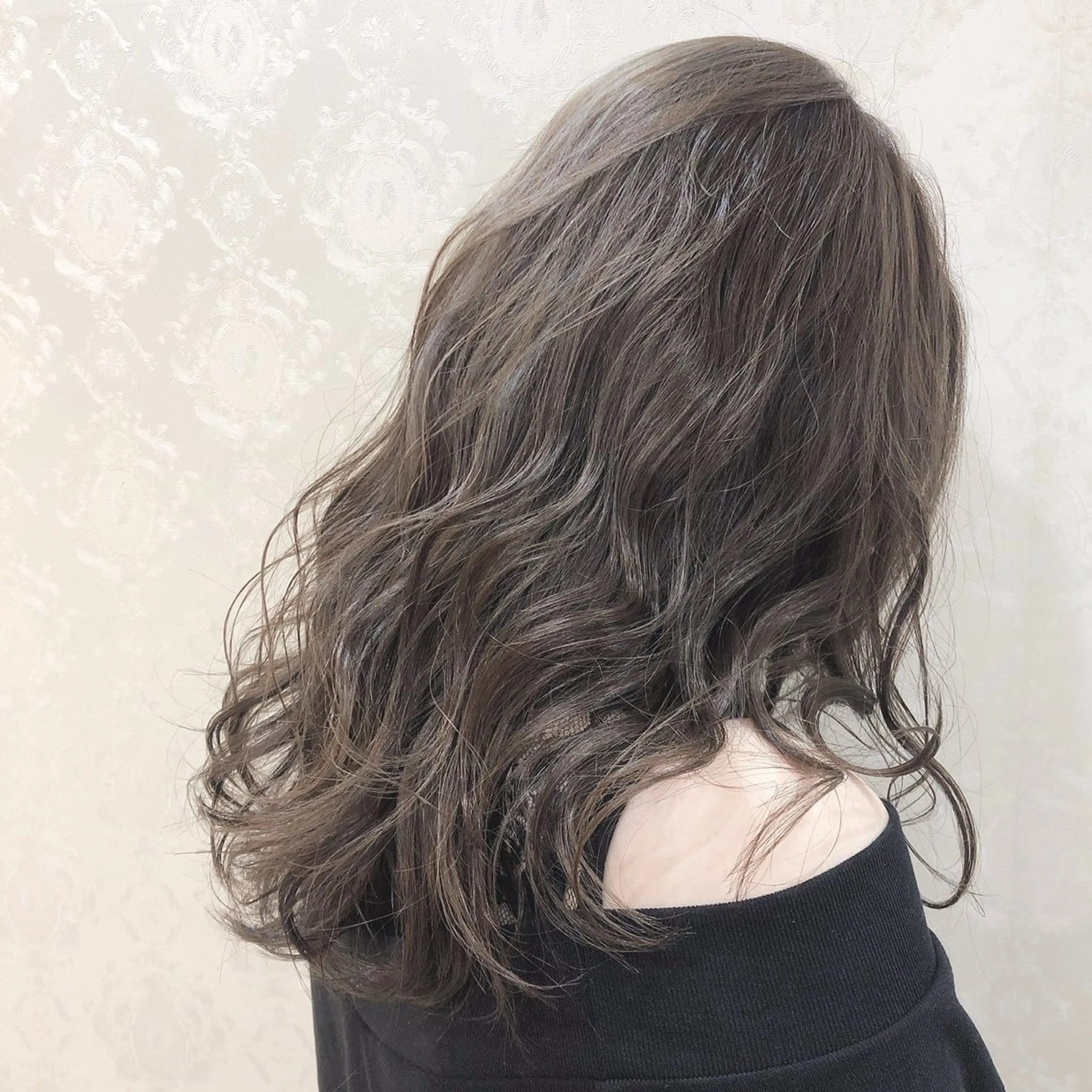 カラーモデル 【Onecolor】 黒染めブリーチ不可！の写真