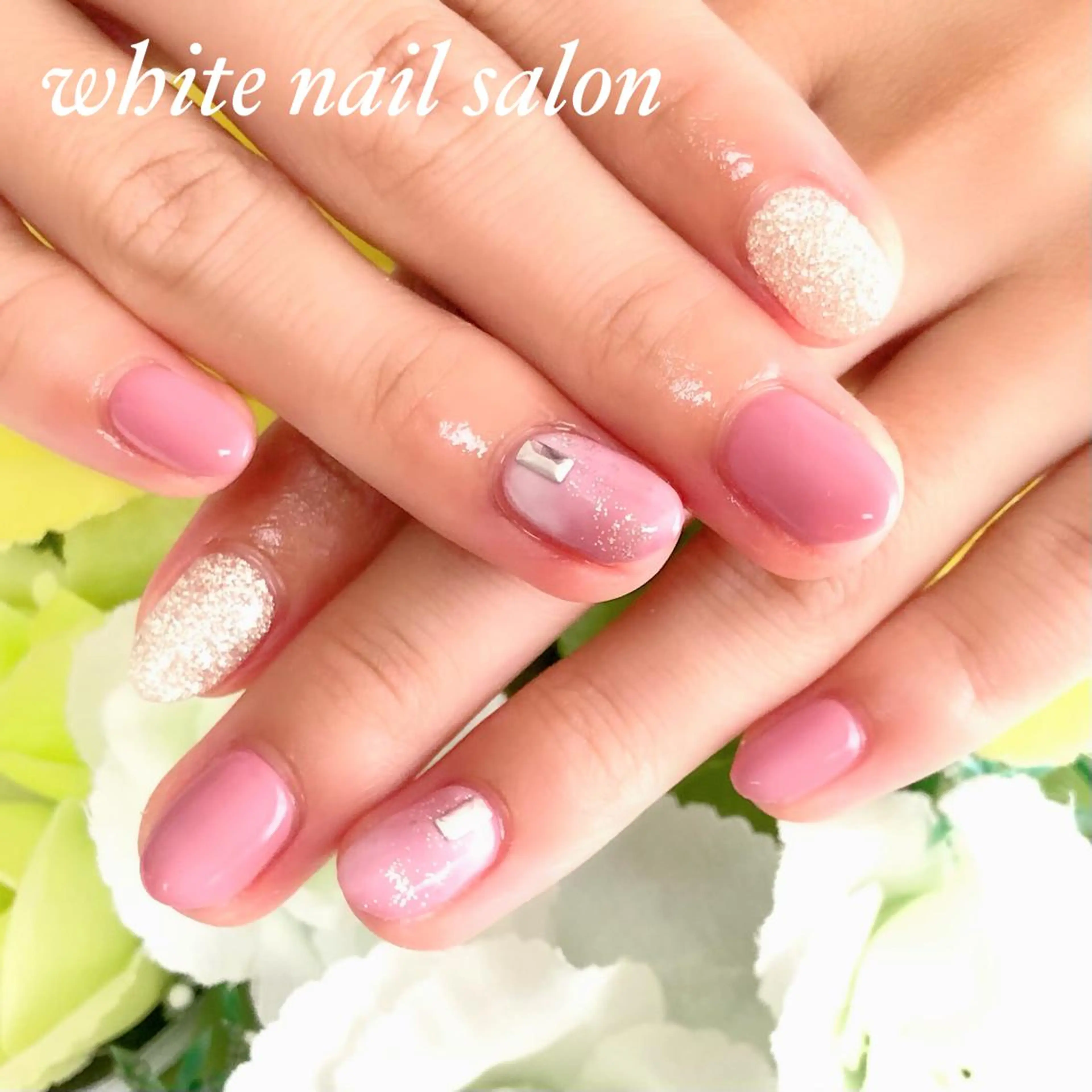 ネイル アートネイル フレンチネイル ジェルネイル ハードジェル 持ち込み ハンドネイル white nail salonのネイルデザイン