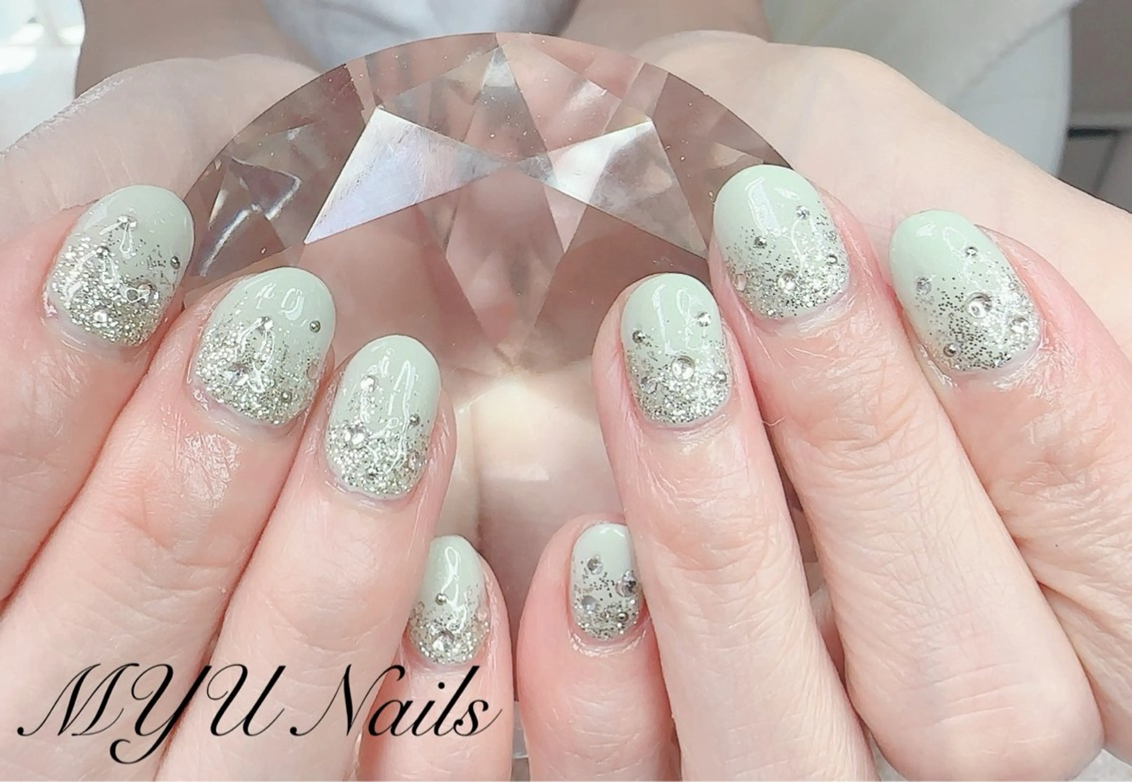 ネイル アートネイル ジェルネイル 持ち込み パラジェル ストーンネイル ハンドネイル MYU Nails所属・MYU Nailsのネイルデザイン