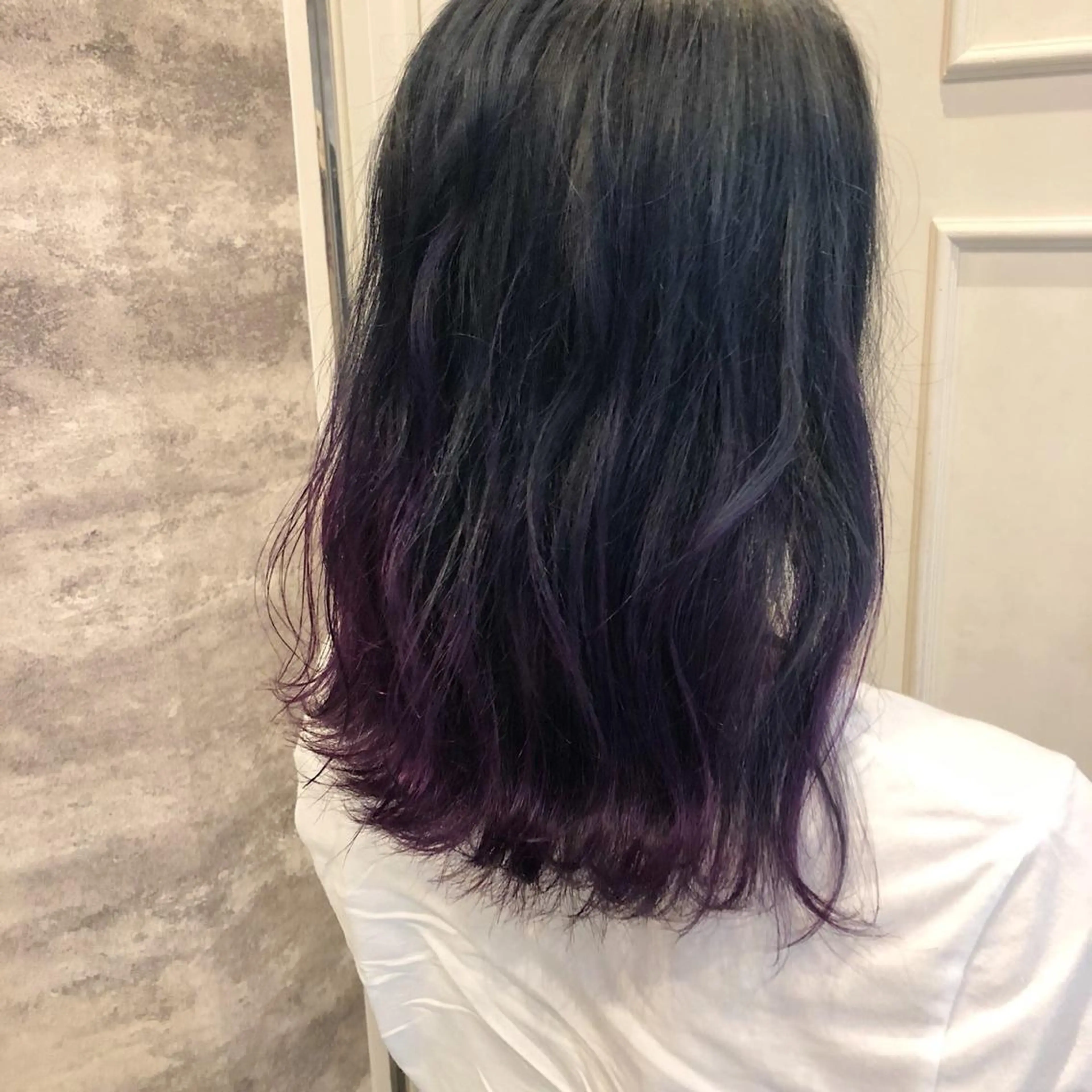 ミディアム カラー グラデーションカラー パープルカラー Blanco Color&Careのヘアスタイル