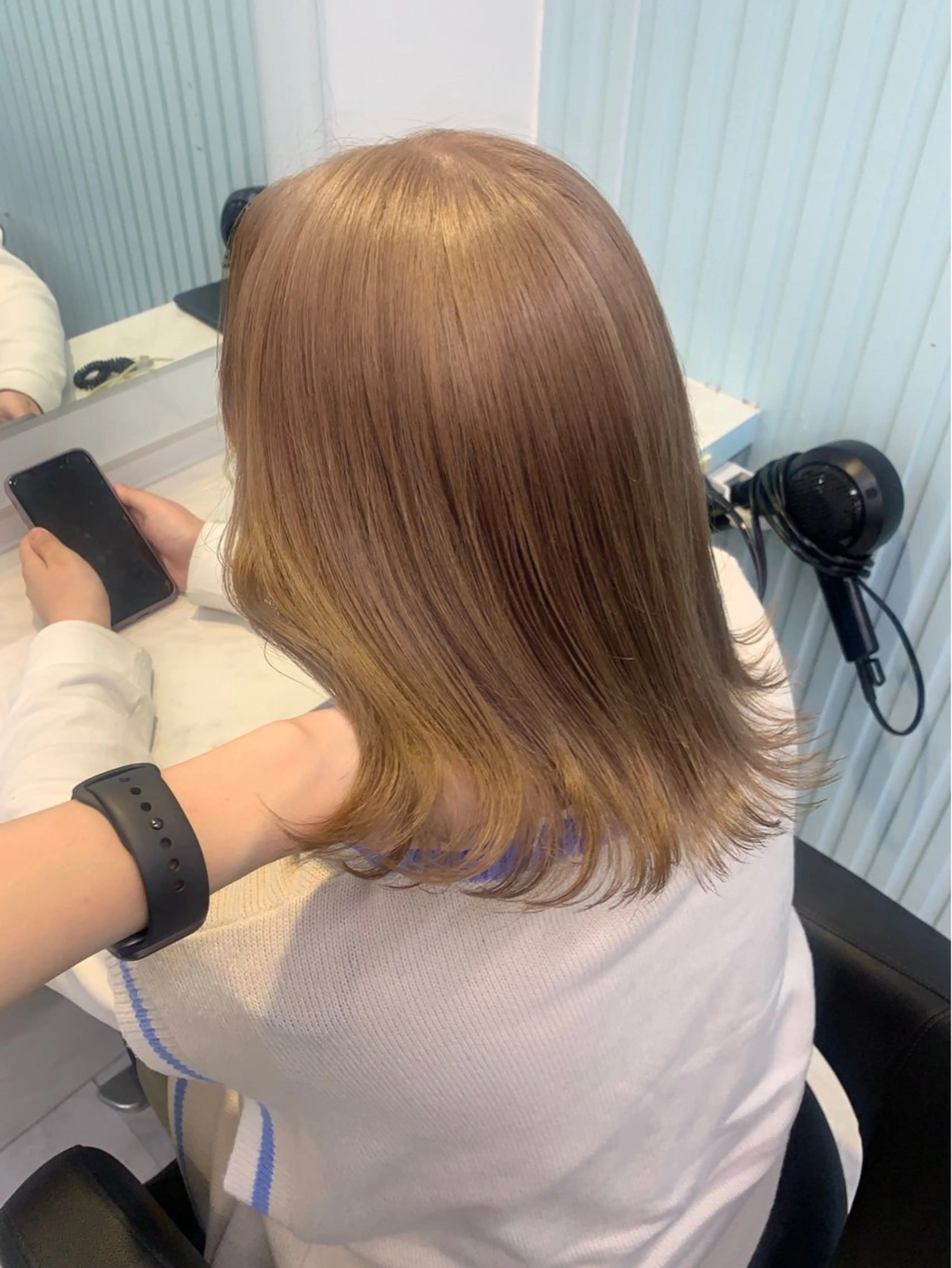 ミディアム カラー ヘアカラー トリートメント ナチュラルベージュ 🧸yuuna🧋のヘアスタイル