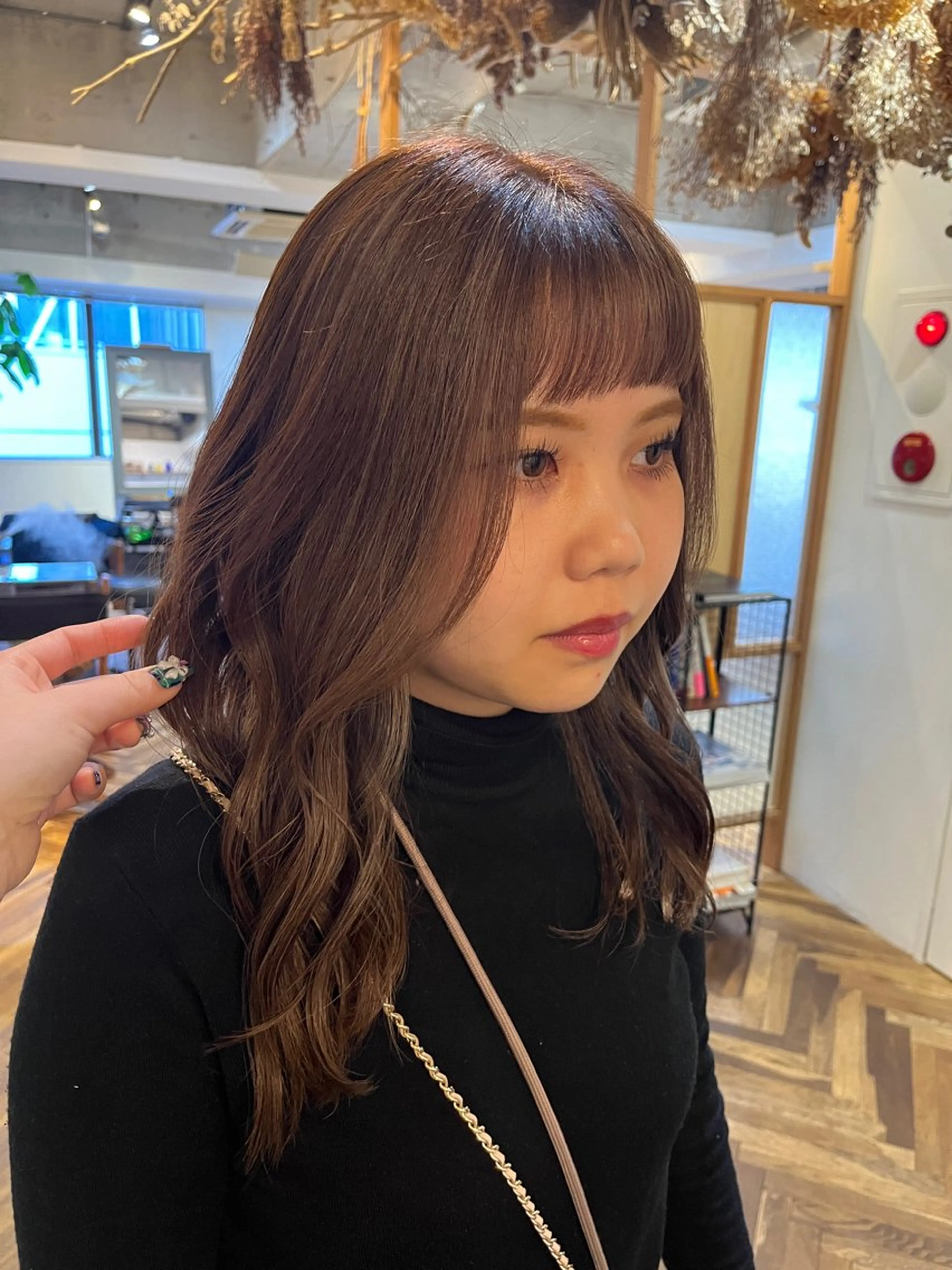 セミロング カラー sora / 渋谷 / ハイトーンのヘアスタイル
