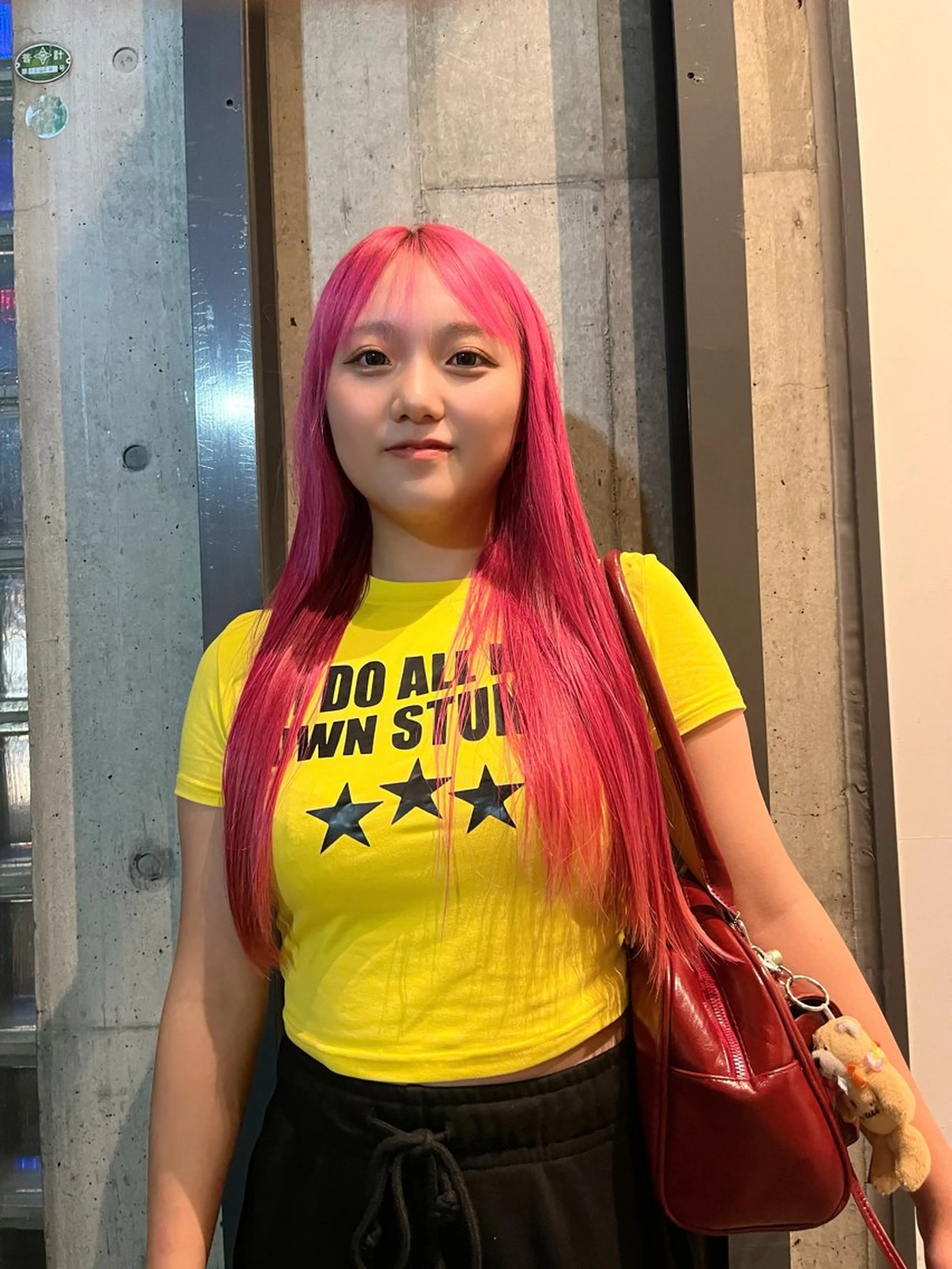 ロング ヘアカラー 金見 岳弥のヘアスタイル