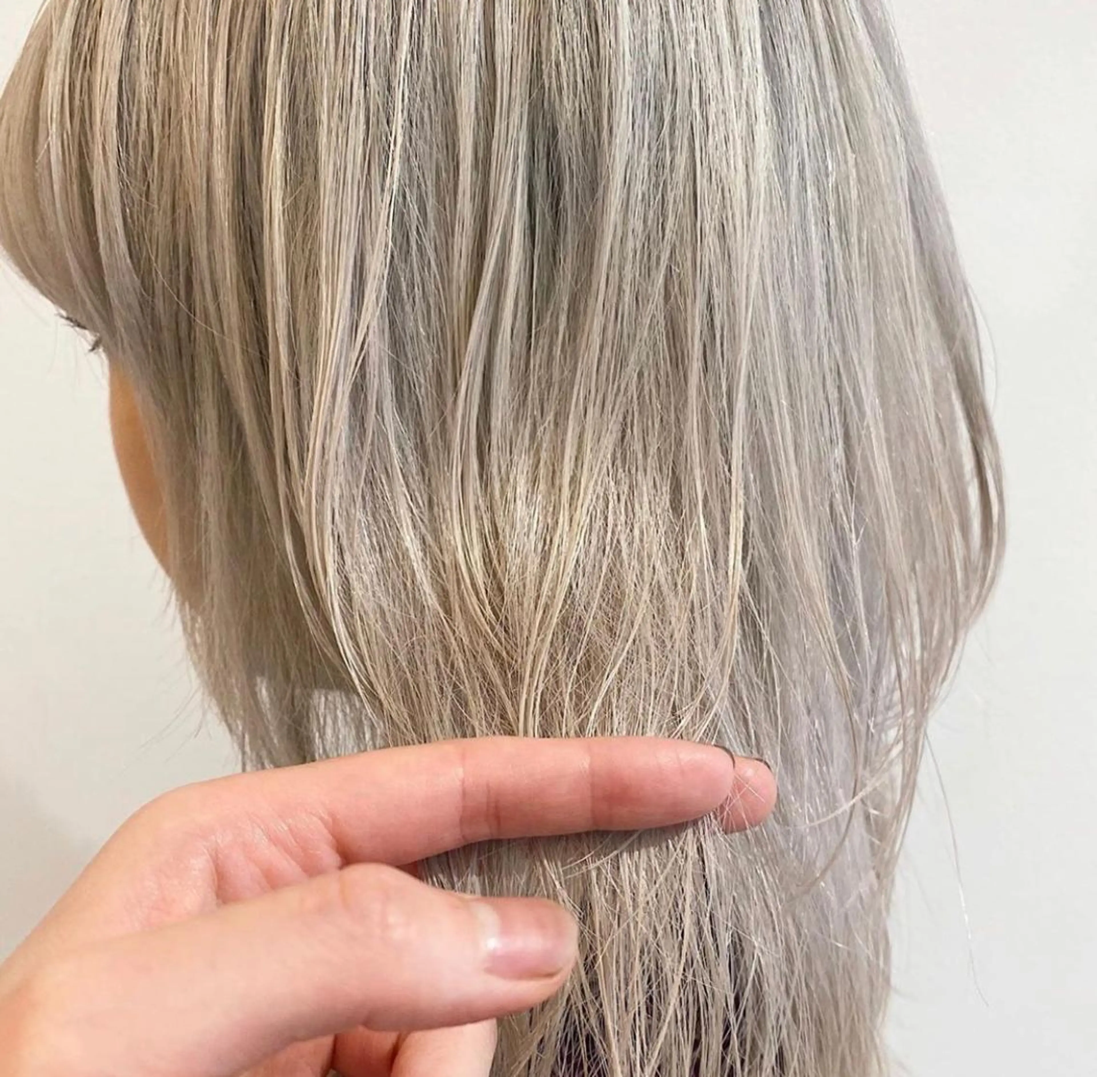 セミロング ヘアカラー トリートメント MIZUHO / ダブルカラー髪質改善のヘアスタイル