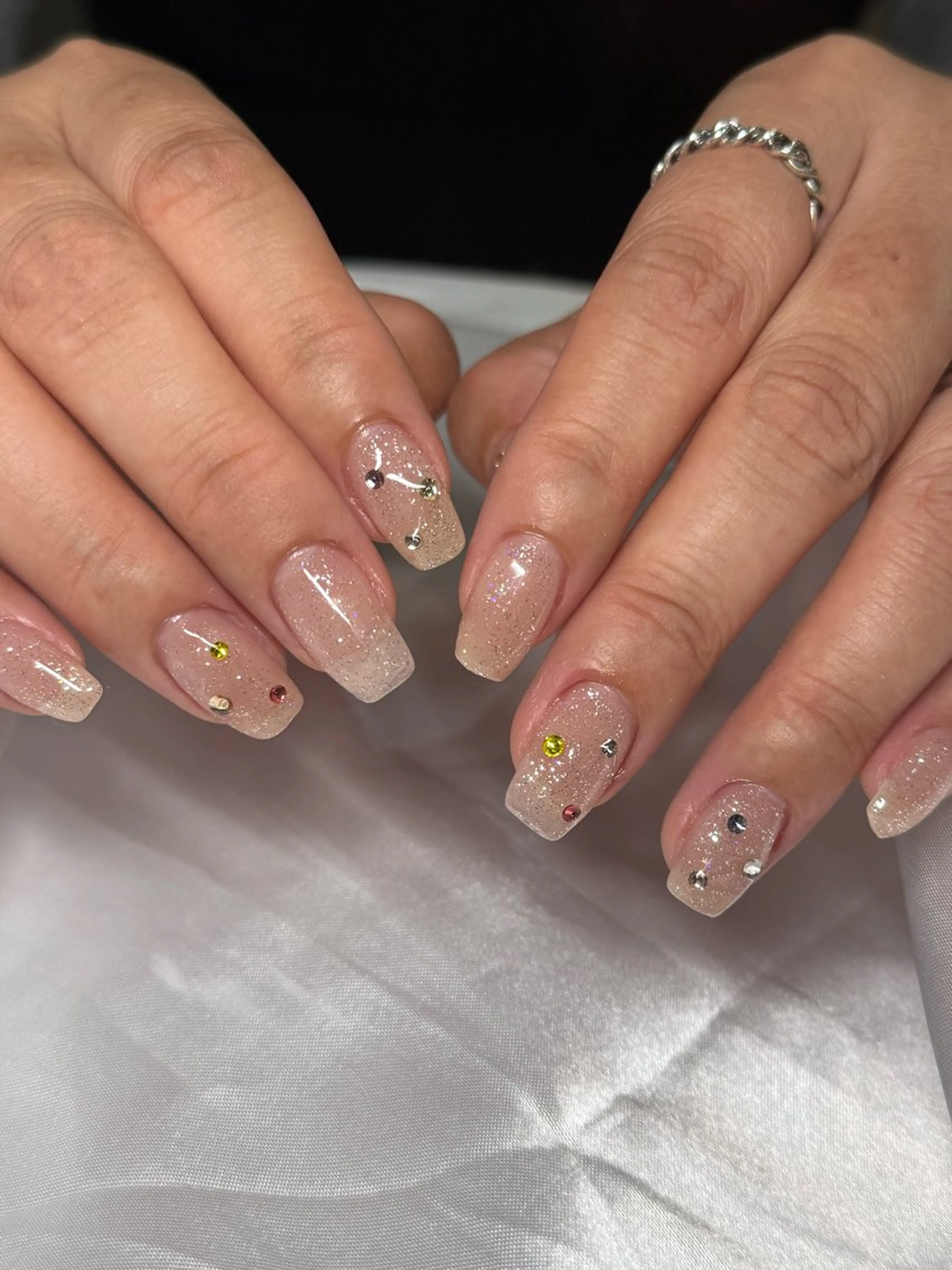 ネイル アートネイル フラッシュネイル ストーンネイル Rommy Arisaのネイルデザイン
