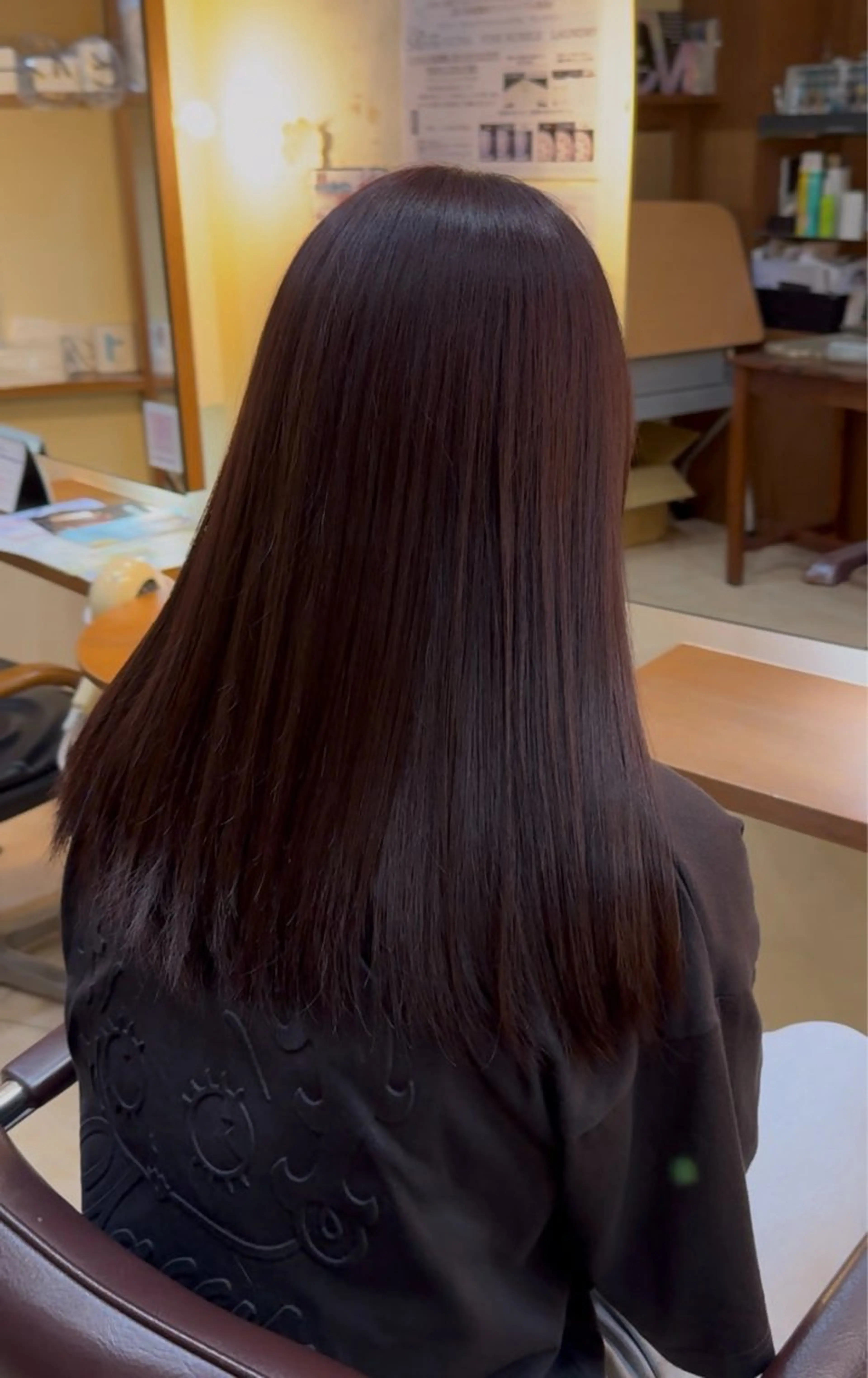 ロング カラー ブリーチ ダブルカラー ブリーチなしカラー ヘアカラー 善方 心音のヘアスタイル
