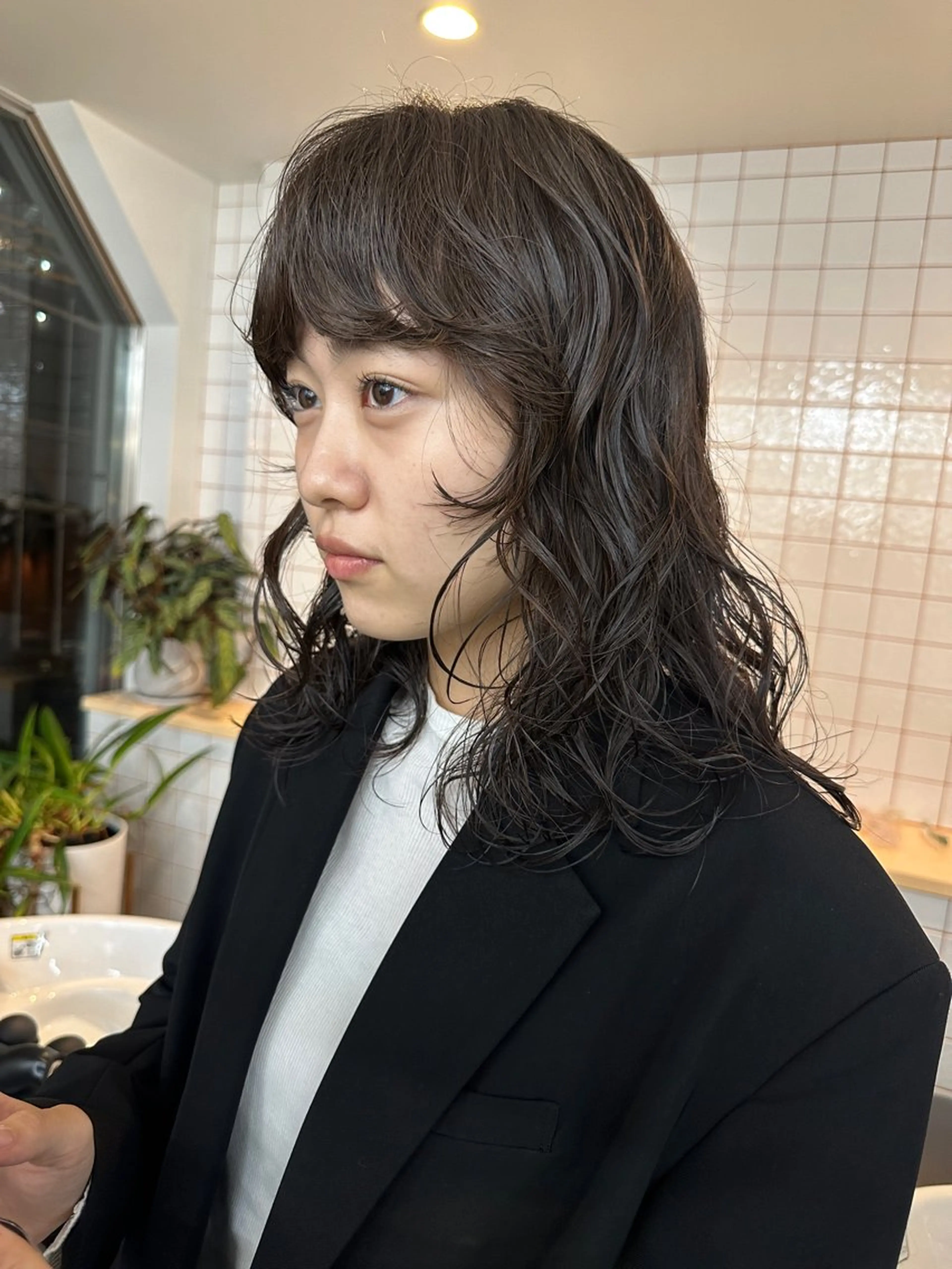 セミロング パーマ セミロングパーマ カット パーマ トリートメント ボブ/レイヤー/ケア パーマ/透明感カラーのヘアスタイル