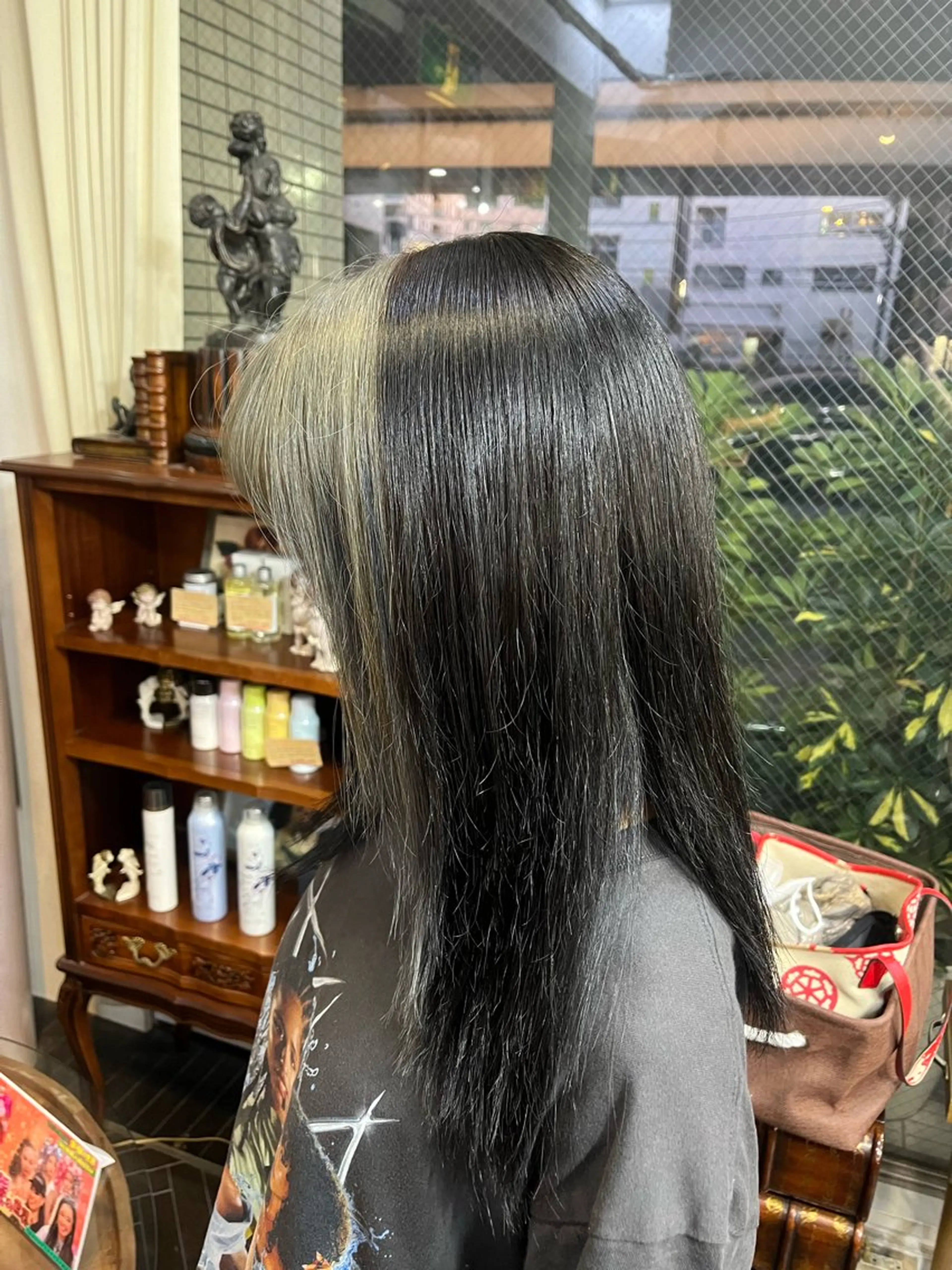 ミディアム ミストバング ヘアカラー デザインカラー/ コーンロウのヘアスタイル