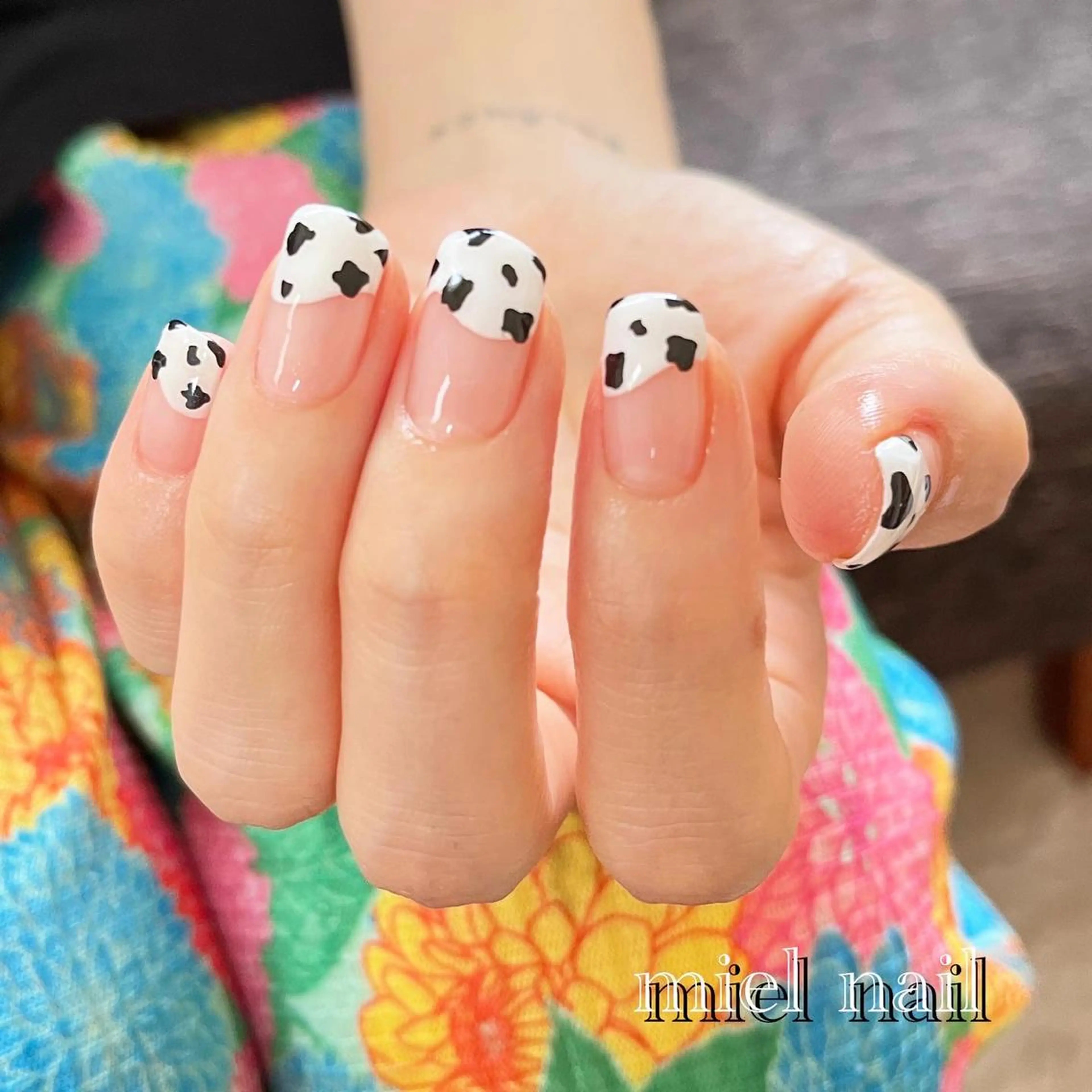 ネイル アニマル柄 フレンチネイル ハンドネイル miel nailのネイルデザイン