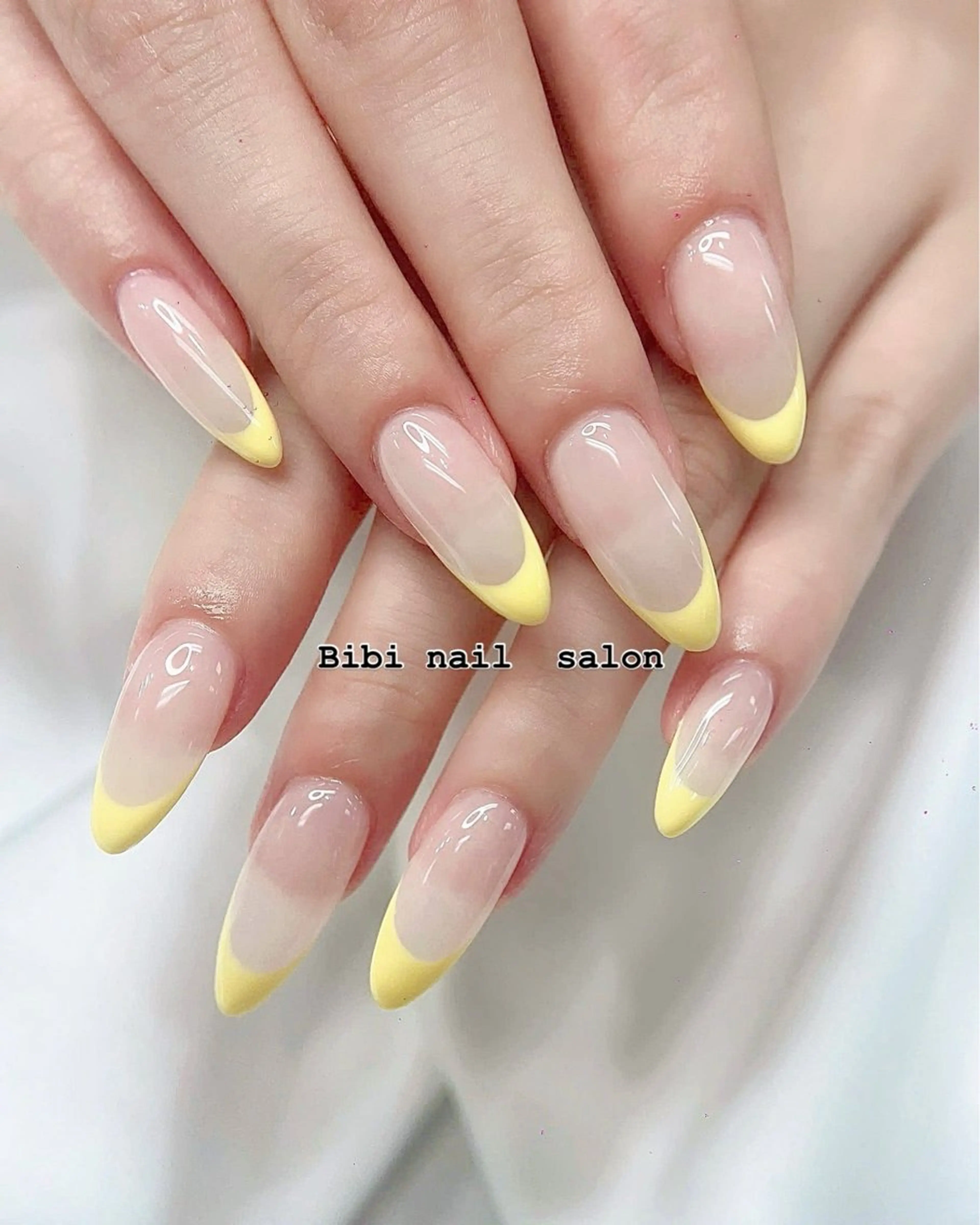 セミロング ハンドネイル Bibi beauty spa Osaka所属・Chann Channのネイルデザイン