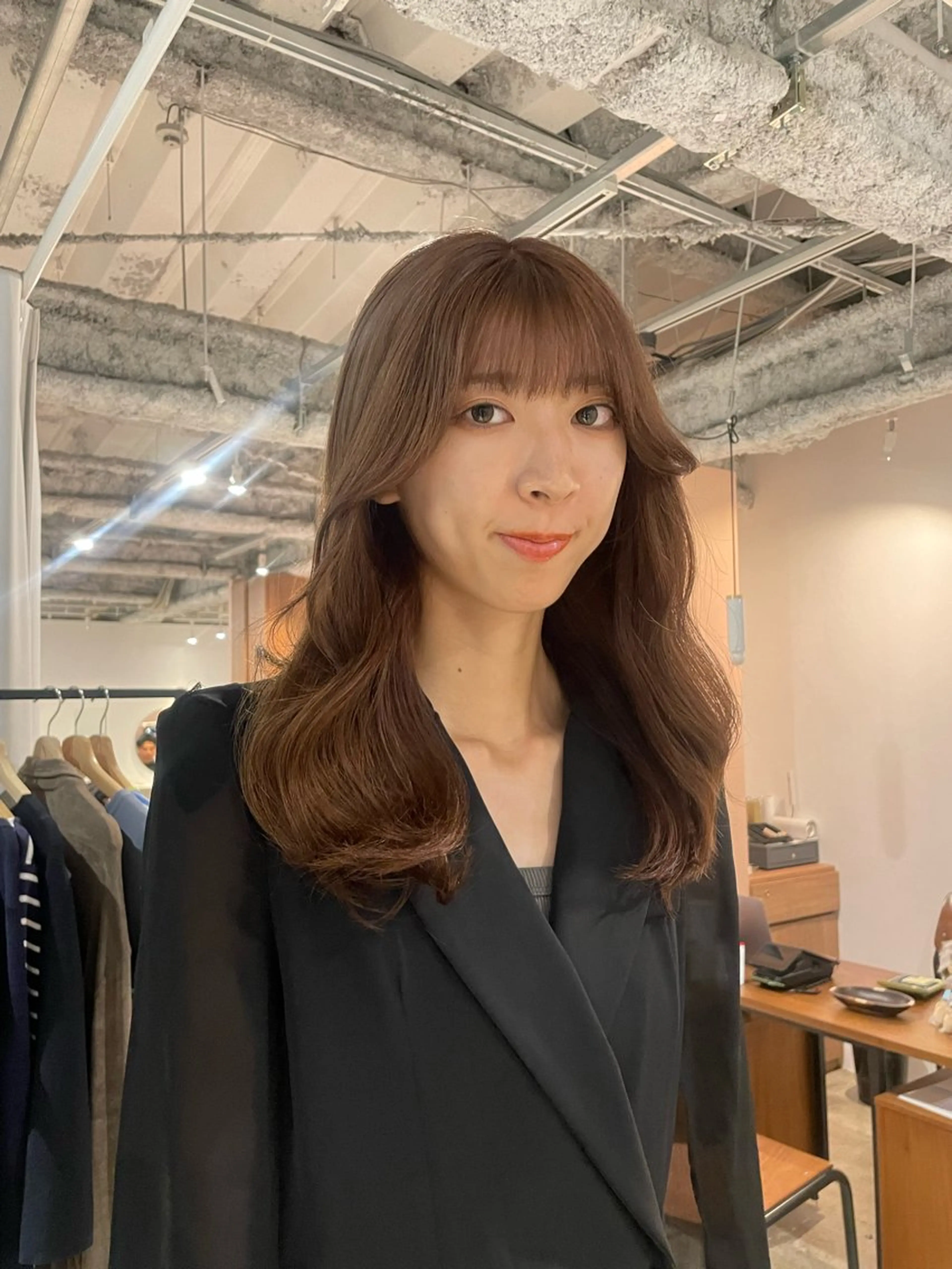 セミロング ヘアカラー ゆるふわガーリーst yle🩰yuukaのヘアスタイル