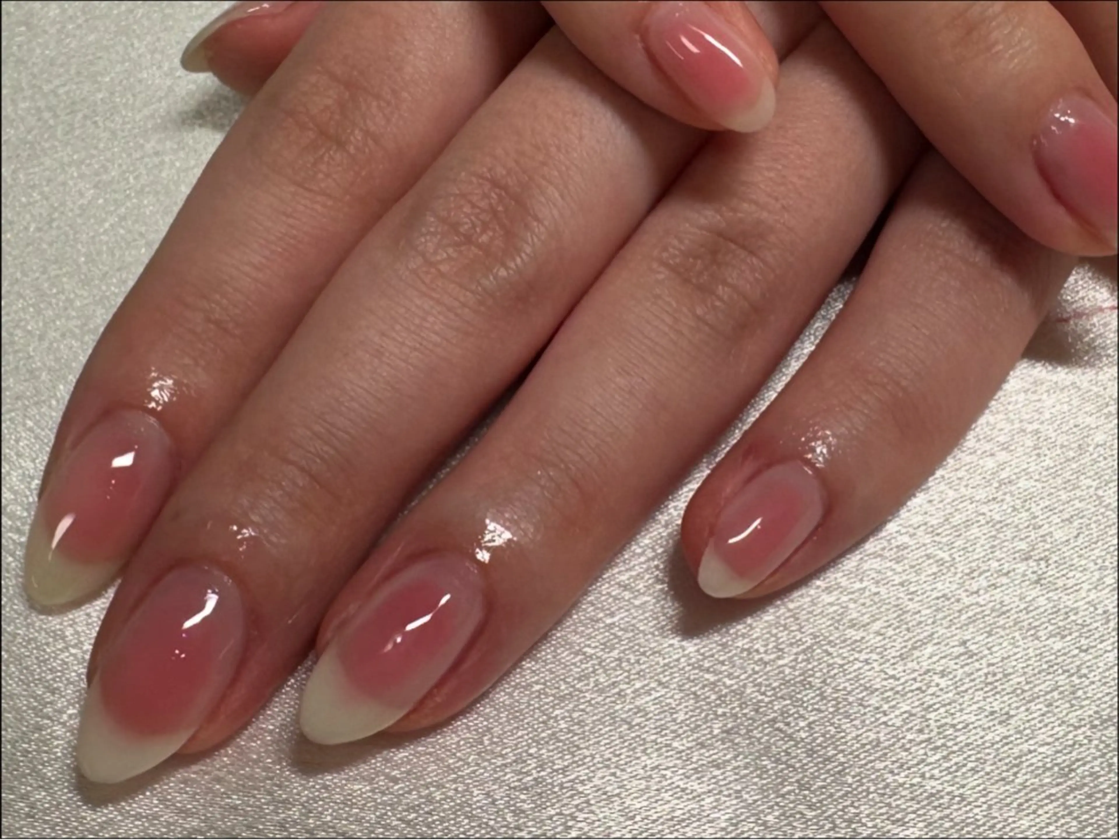 ネイル チークネイル 【パラジェル・フィルイン】Nailsalon　Merci東中野所属・Merci shigaのネイルデザイン