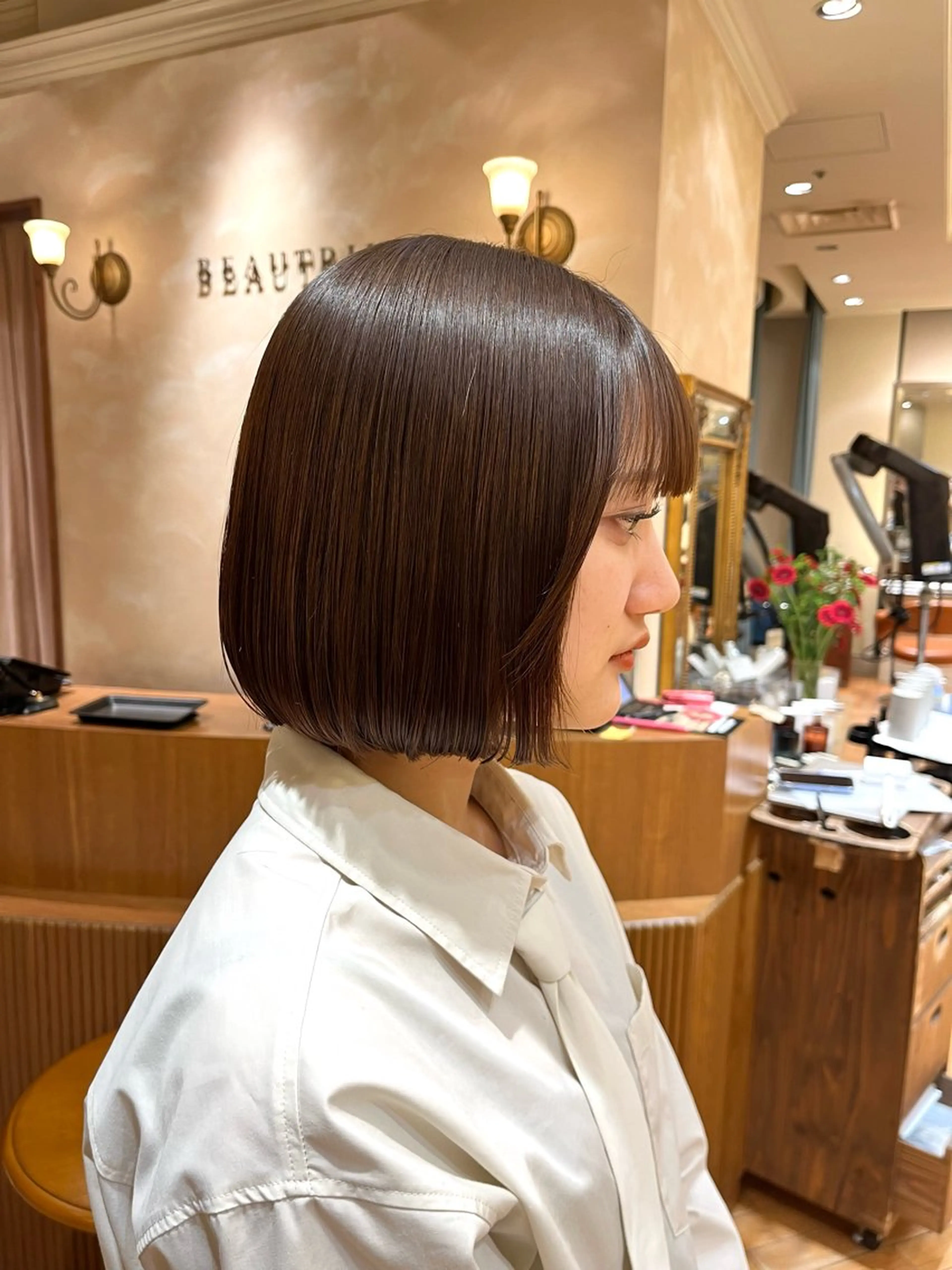 ショート ボブ 青山 莉奈のヘアスタイル