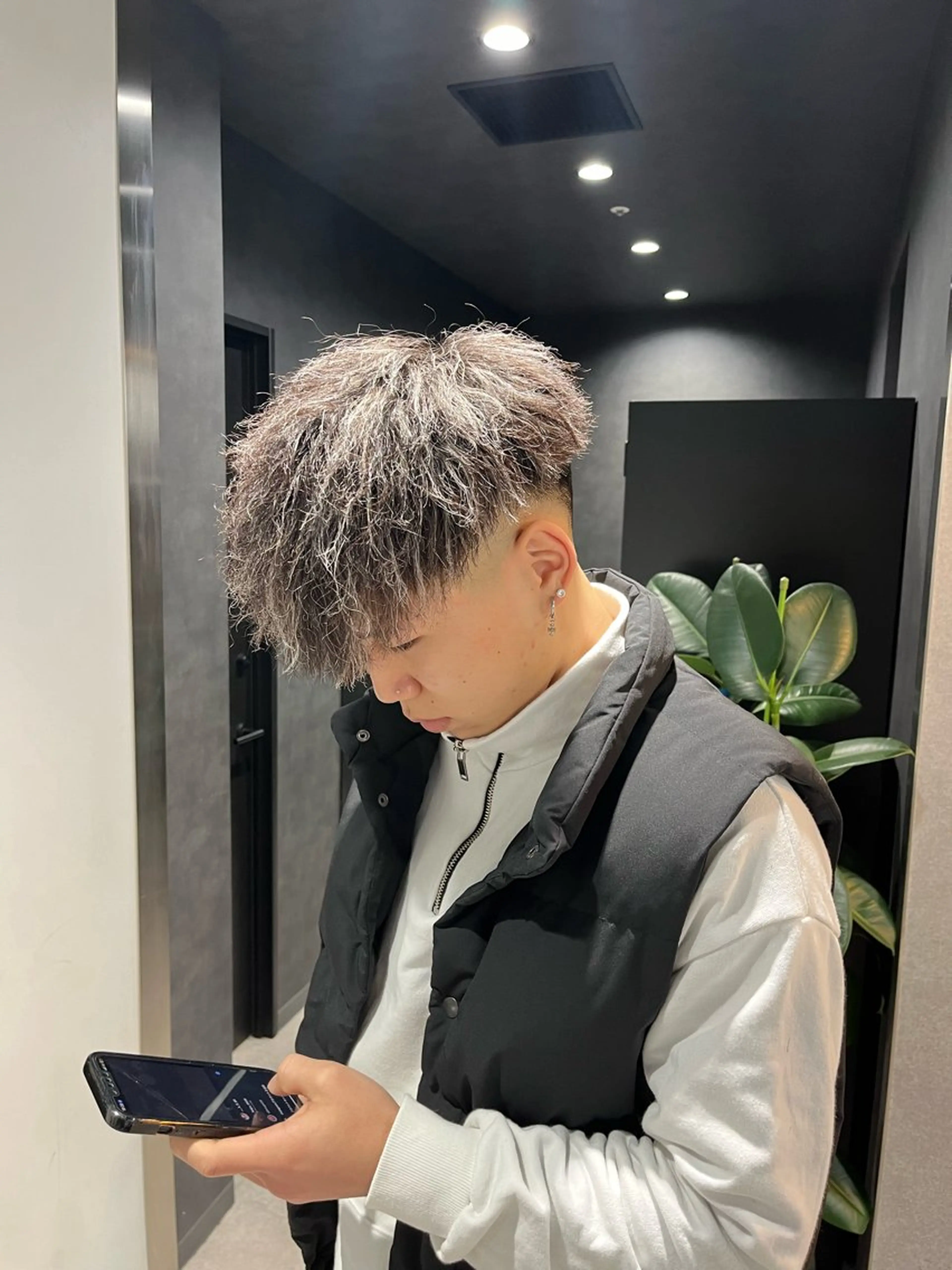 ショート カラー パーマ メンズ カット パーマ 🔥スパイキー 特化🔥菊水皐暉🔥のヘアスタイル