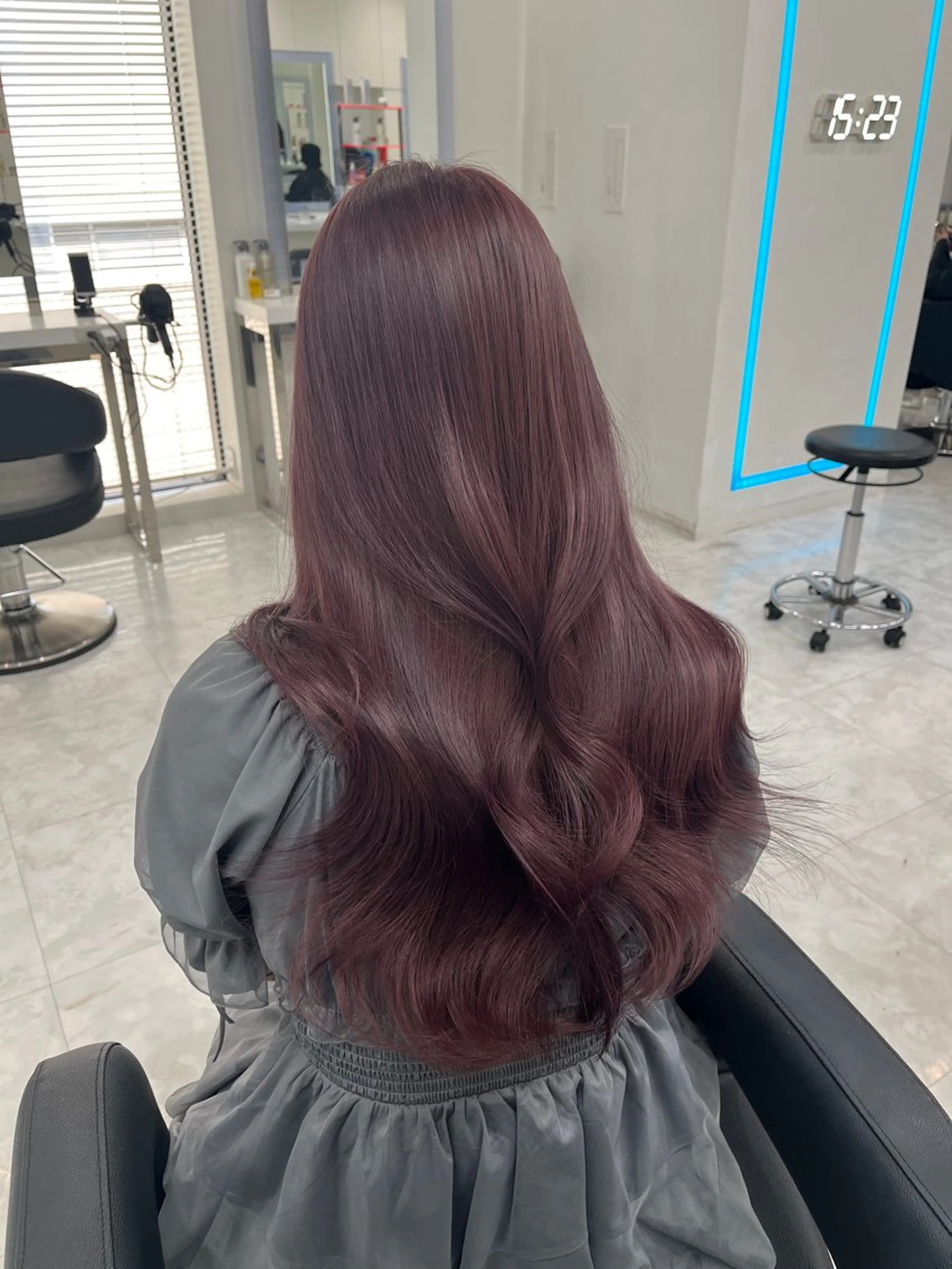 ロング 💗暖色カラー💗 ツヤ髪💗Mayaのヘアスタイル