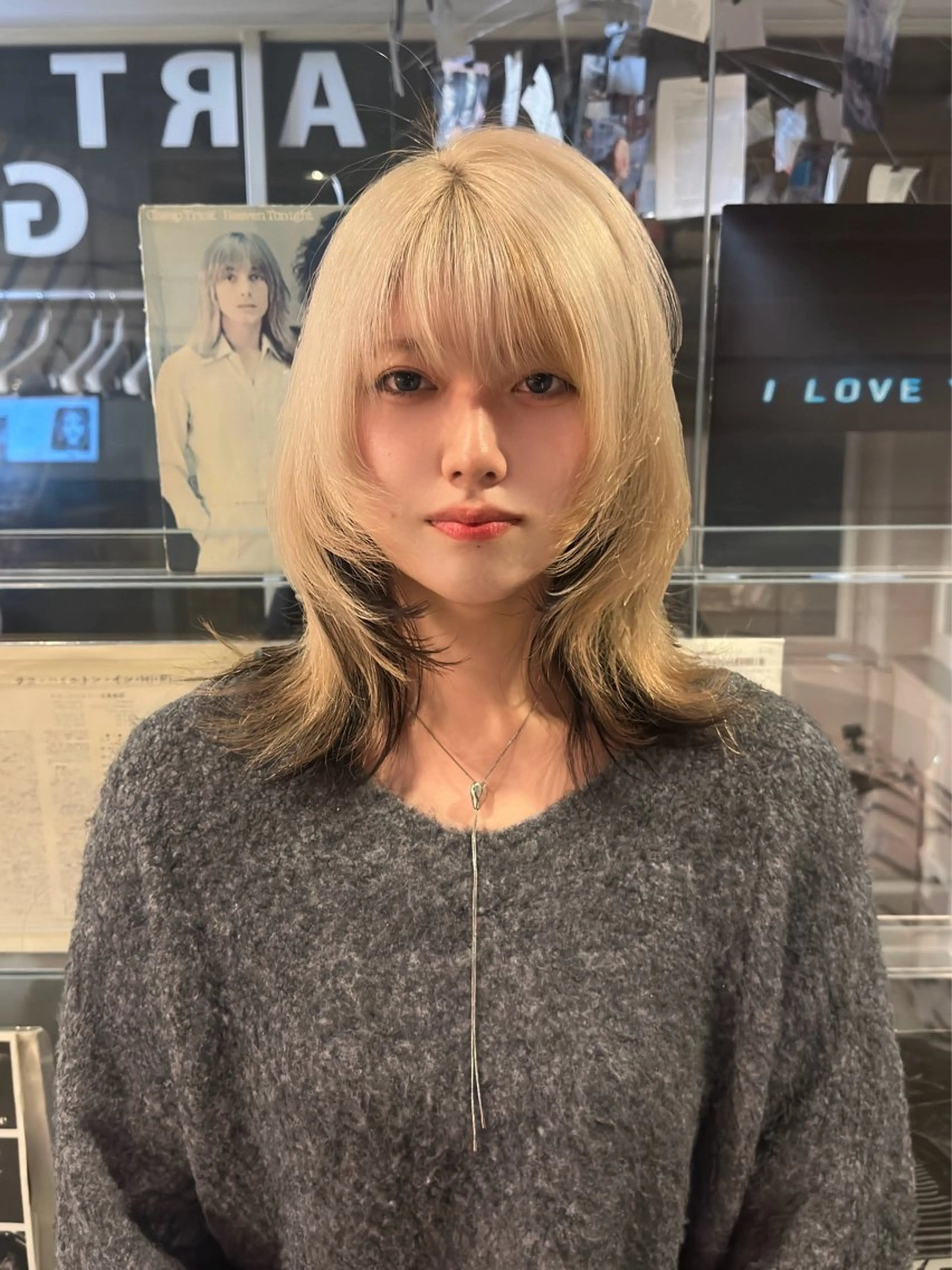 平日限定❤️‍🔥レディース小顔カット+美髪美容液カラー (シャンプーブロー込み)の写真