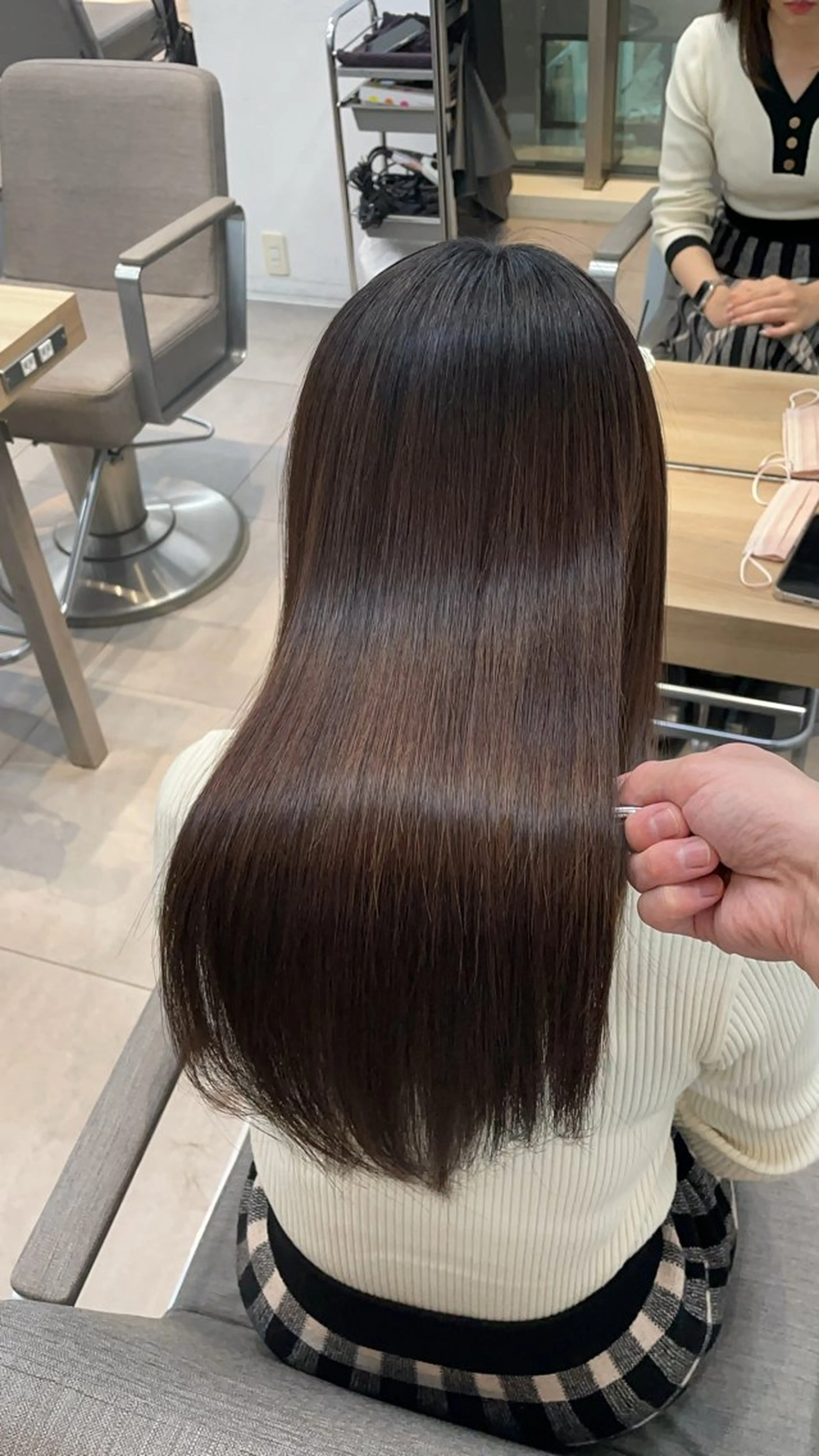 ロング カット 縮毛矯正 トリートメント ヘッドスパ ✨髪質改善✨美髪 矯正🫧小泉のヘアスタイル