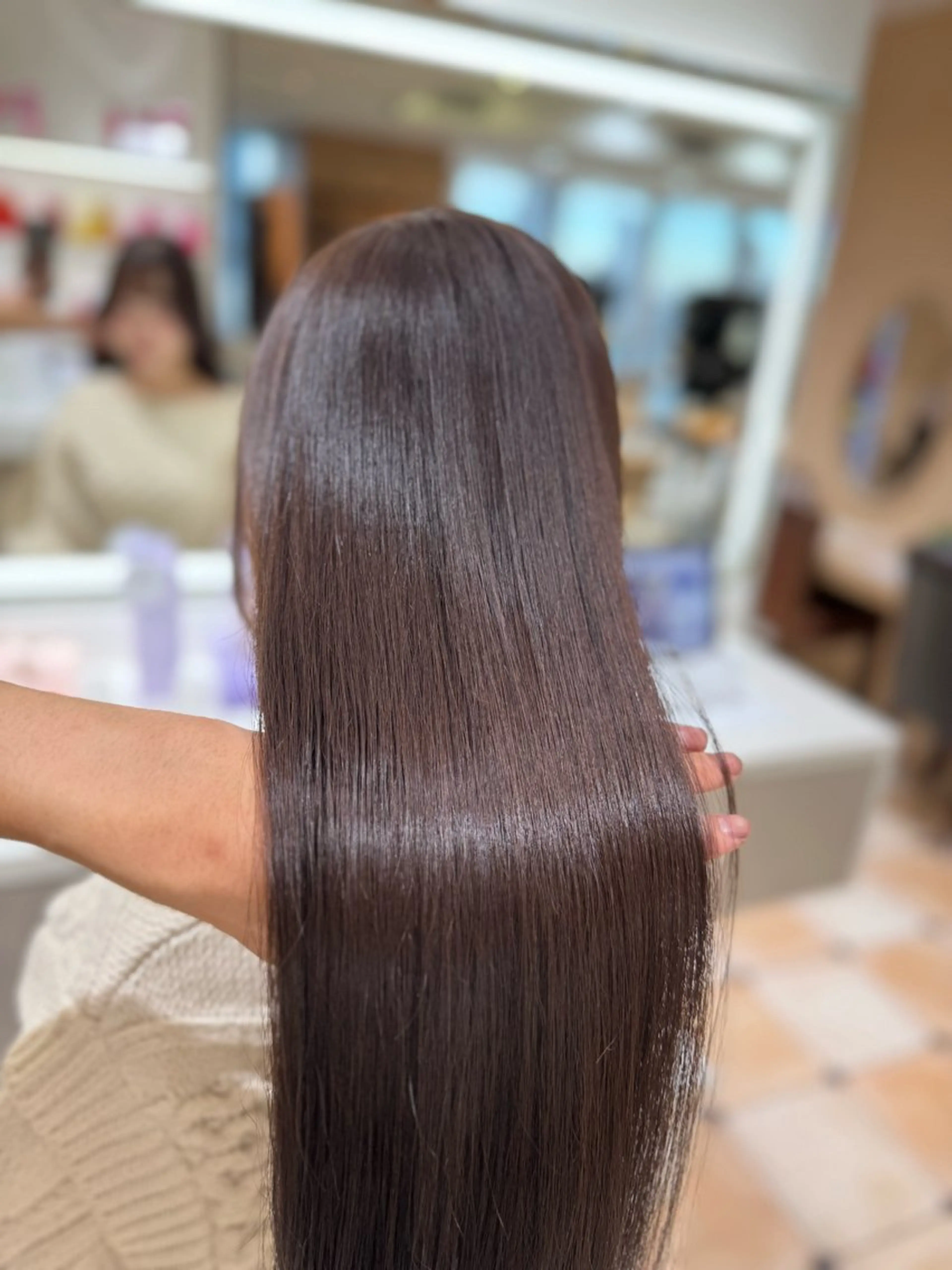 セミロング カラー 透明感カラー🎨 田嶋翔真のヘアスタイル