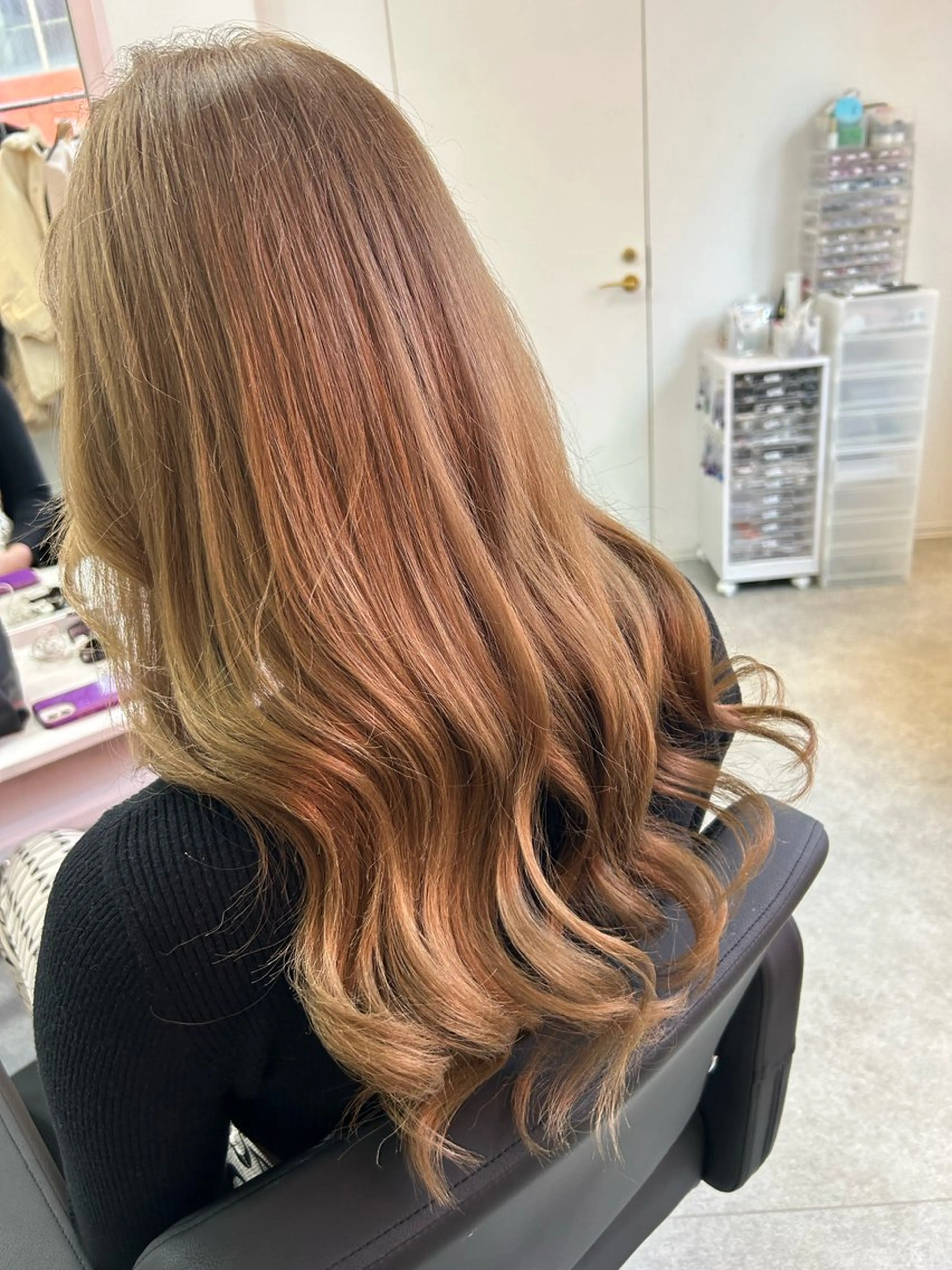 セミロング カラー シールエクステ バレイヤージュ ベージュカラー ブリーチ ダブルカラー alpha. カラーエクステ下妻のヘアスタイル