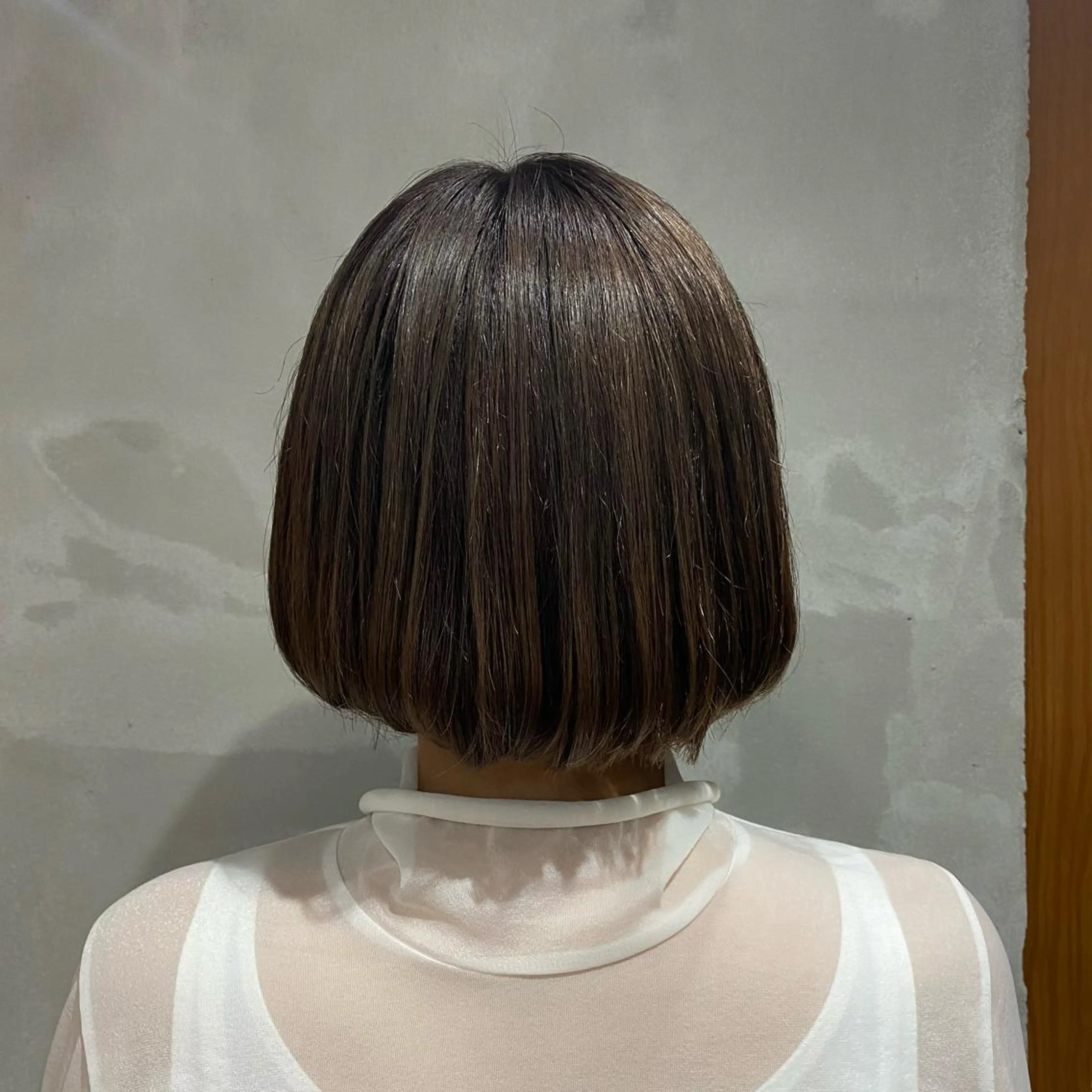 ミディアム カラー Eri .のヘアスタイル