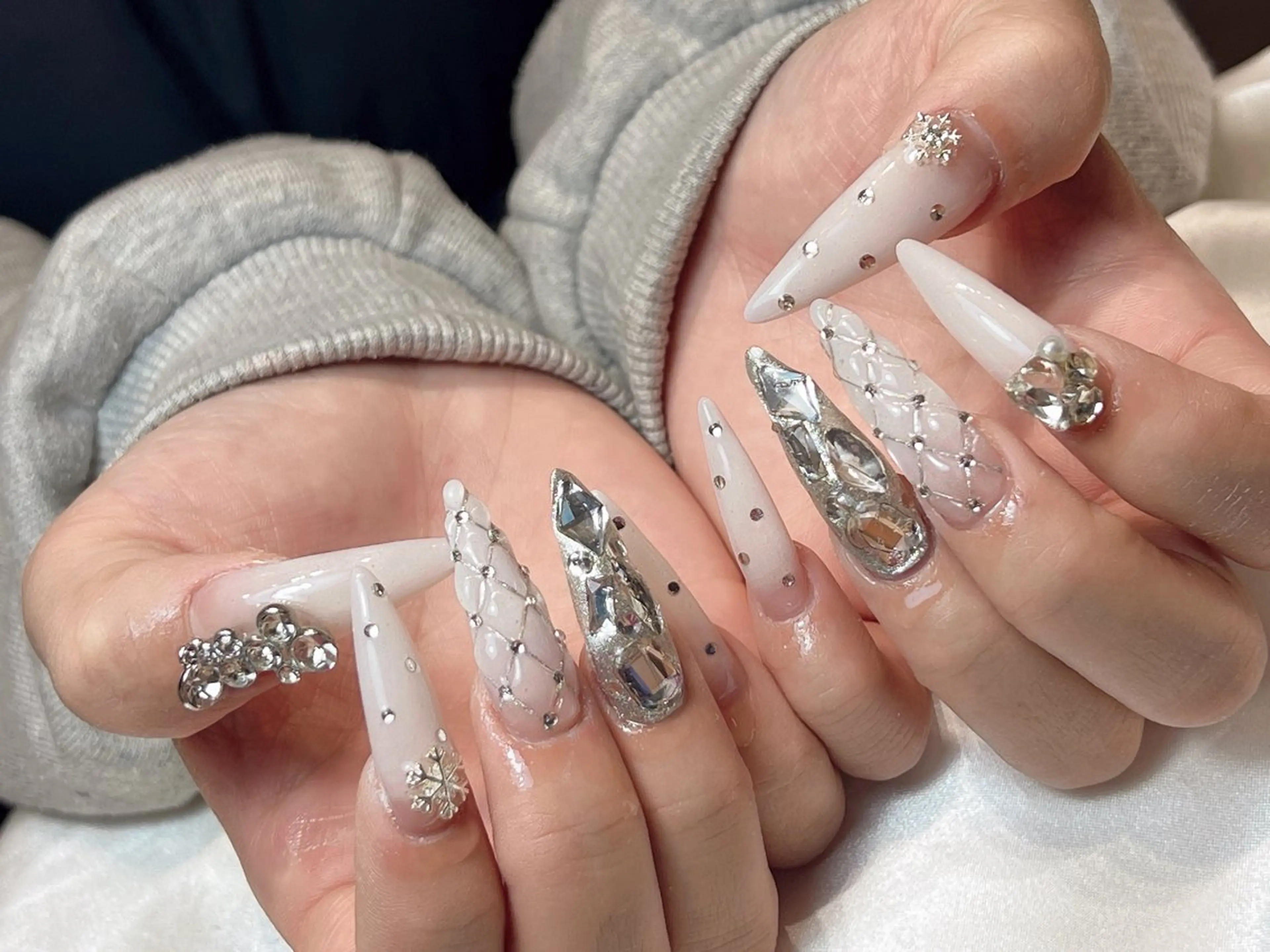 ネイル グラデーション ハンドネイル salon de Tiara 蓮のネイルデザイン