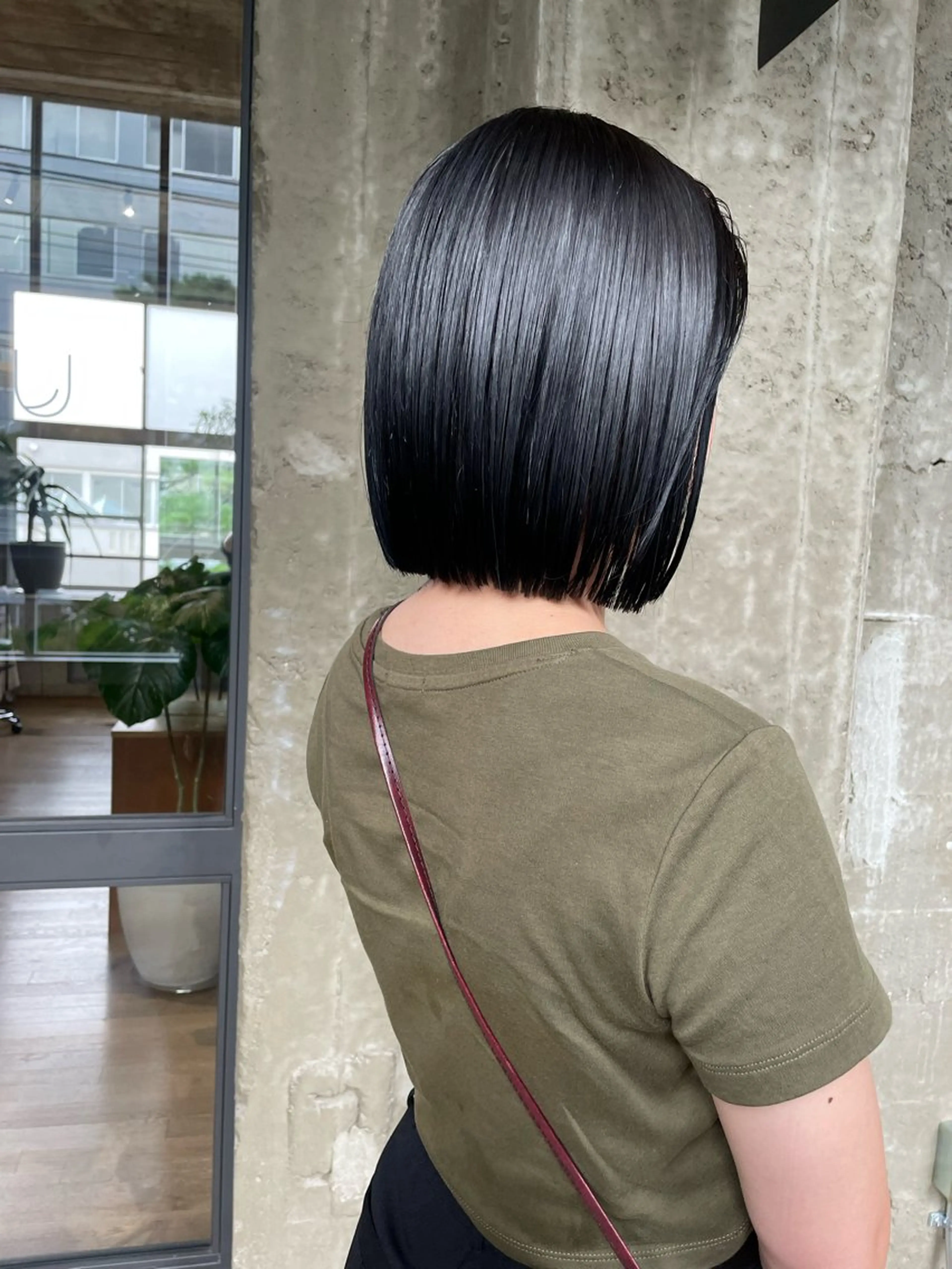 ショート ボブ カット SOU所属・ふるかわ れなのヘアスタイル