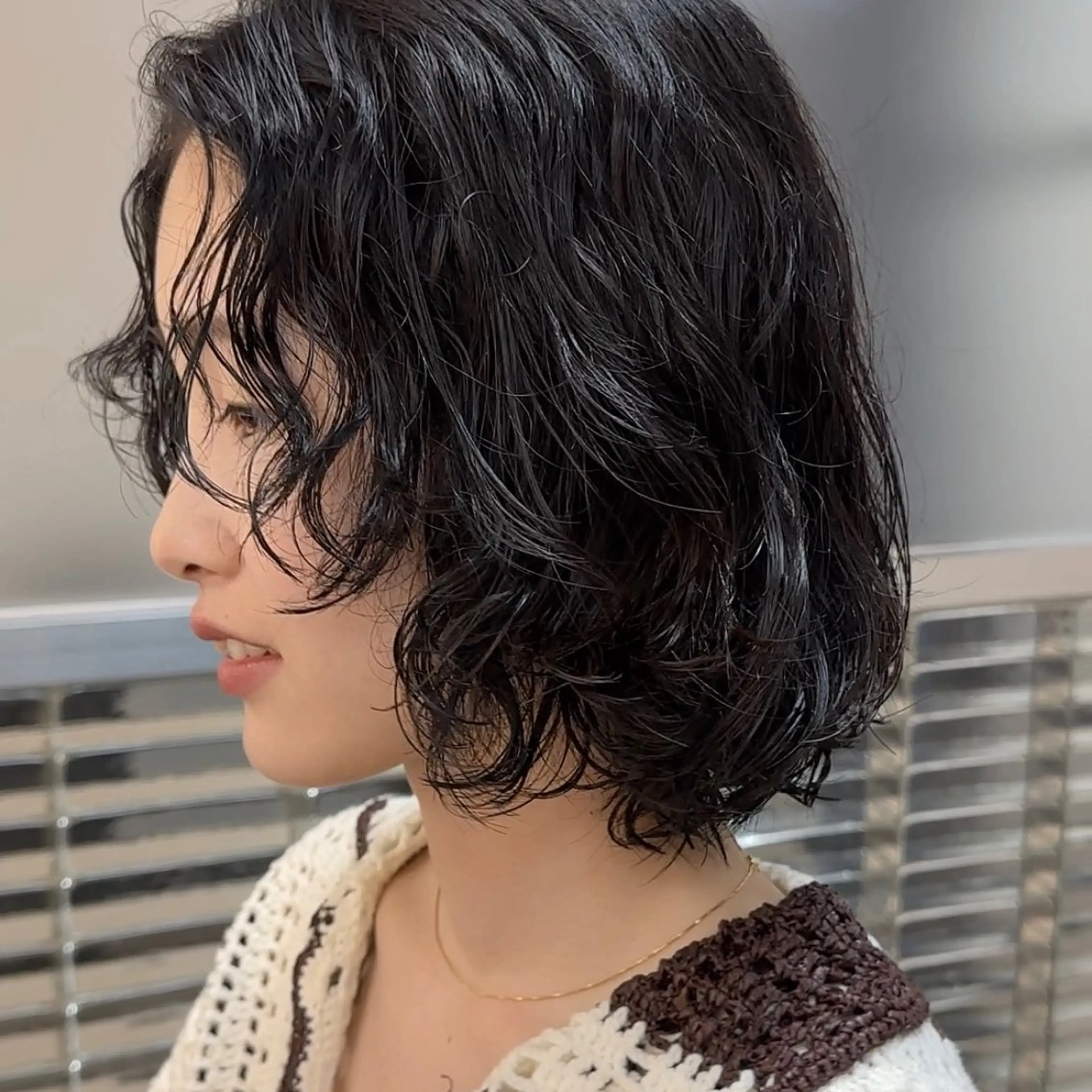ミディアム パーマ ミディアムパーマ FBeauty 青山店所属・透明感カラー& 外国人風パーマのヘアスタイル