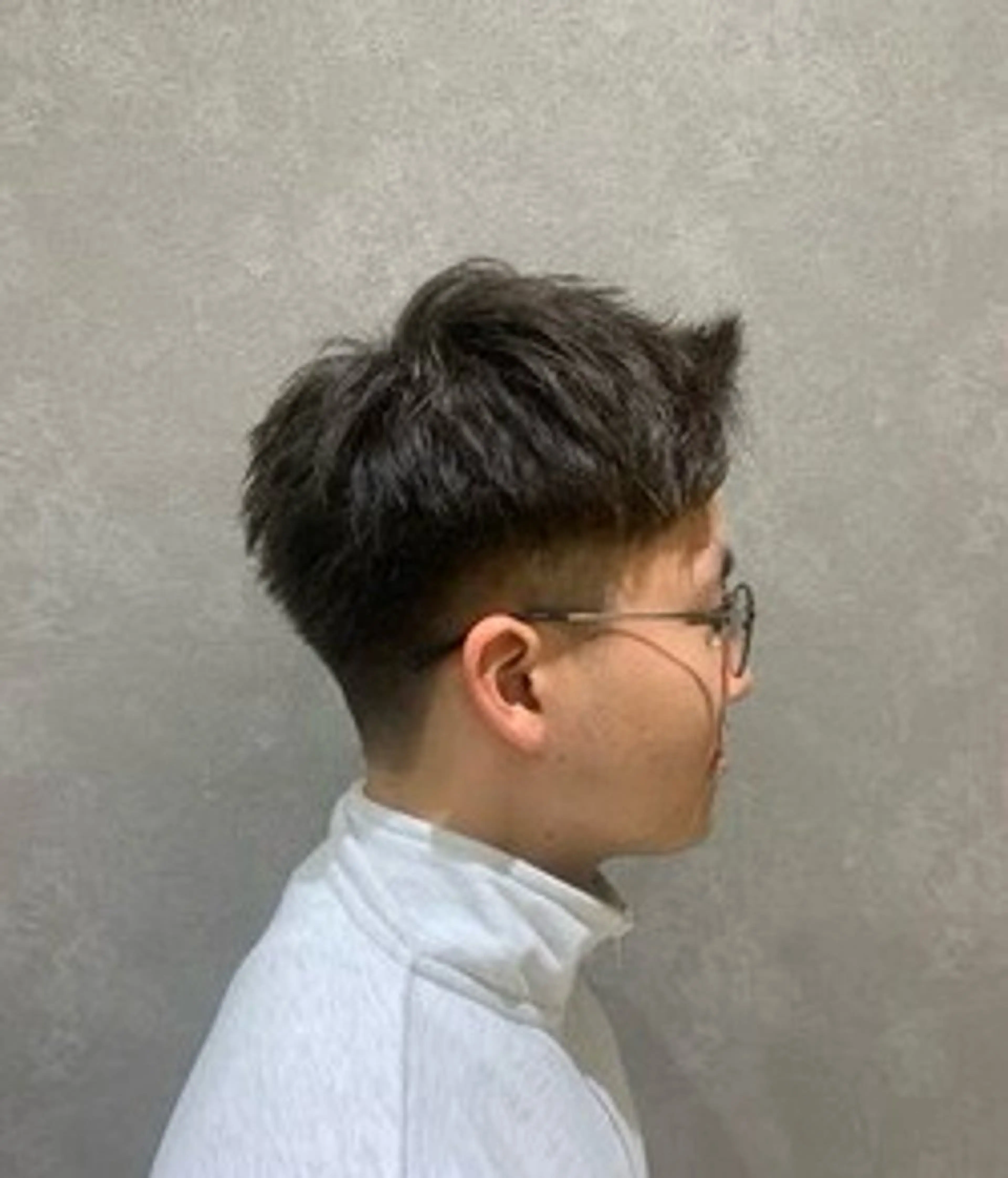 ショート メンズ 森岡 陸のヘアスタイル