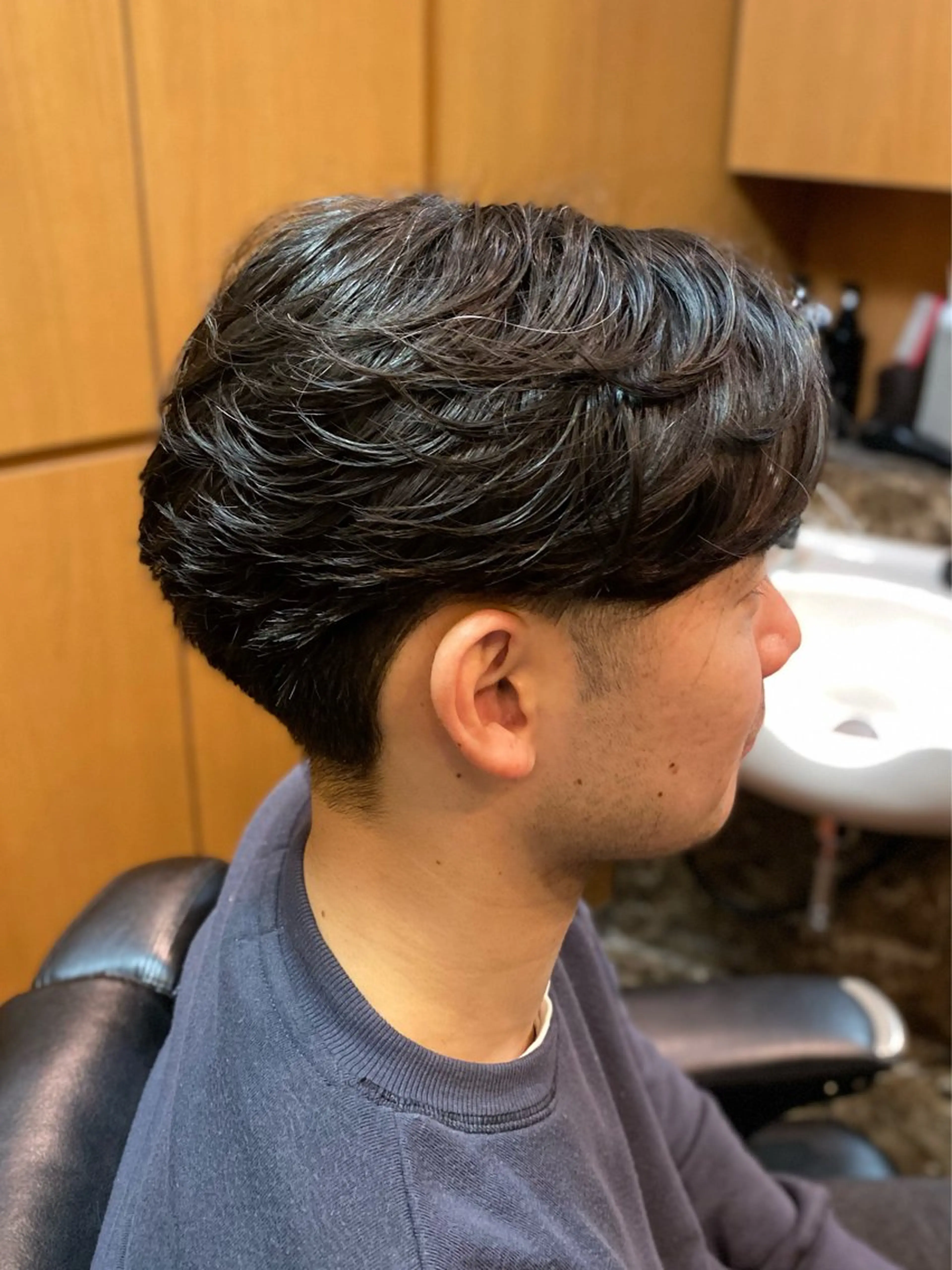 ミディアム パーマ 阿賀 佑季のヘアスタイル