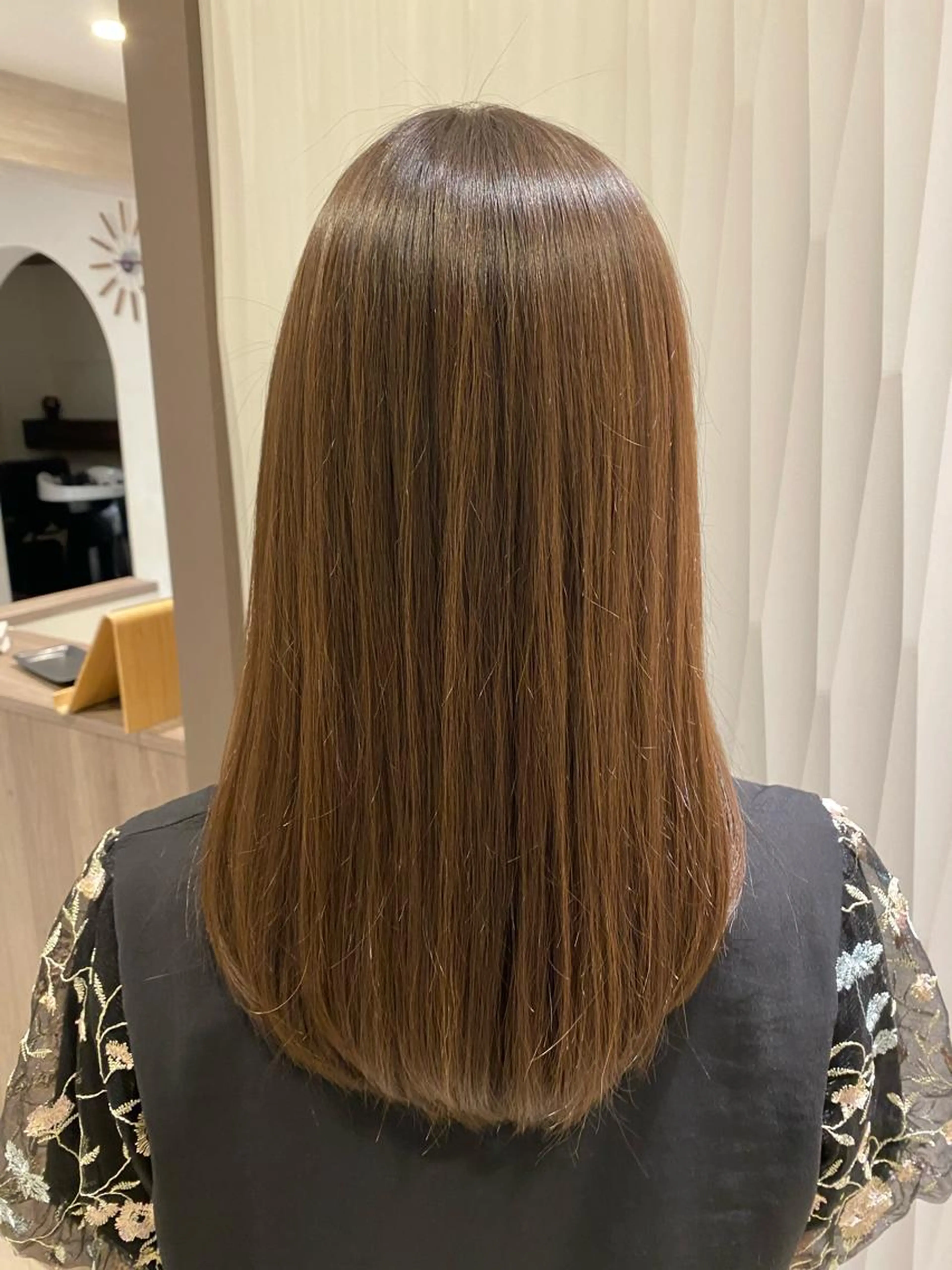 【天使の輪】Cut+ストレート+艶トリートメント+炭酸ヘッドスパの写真