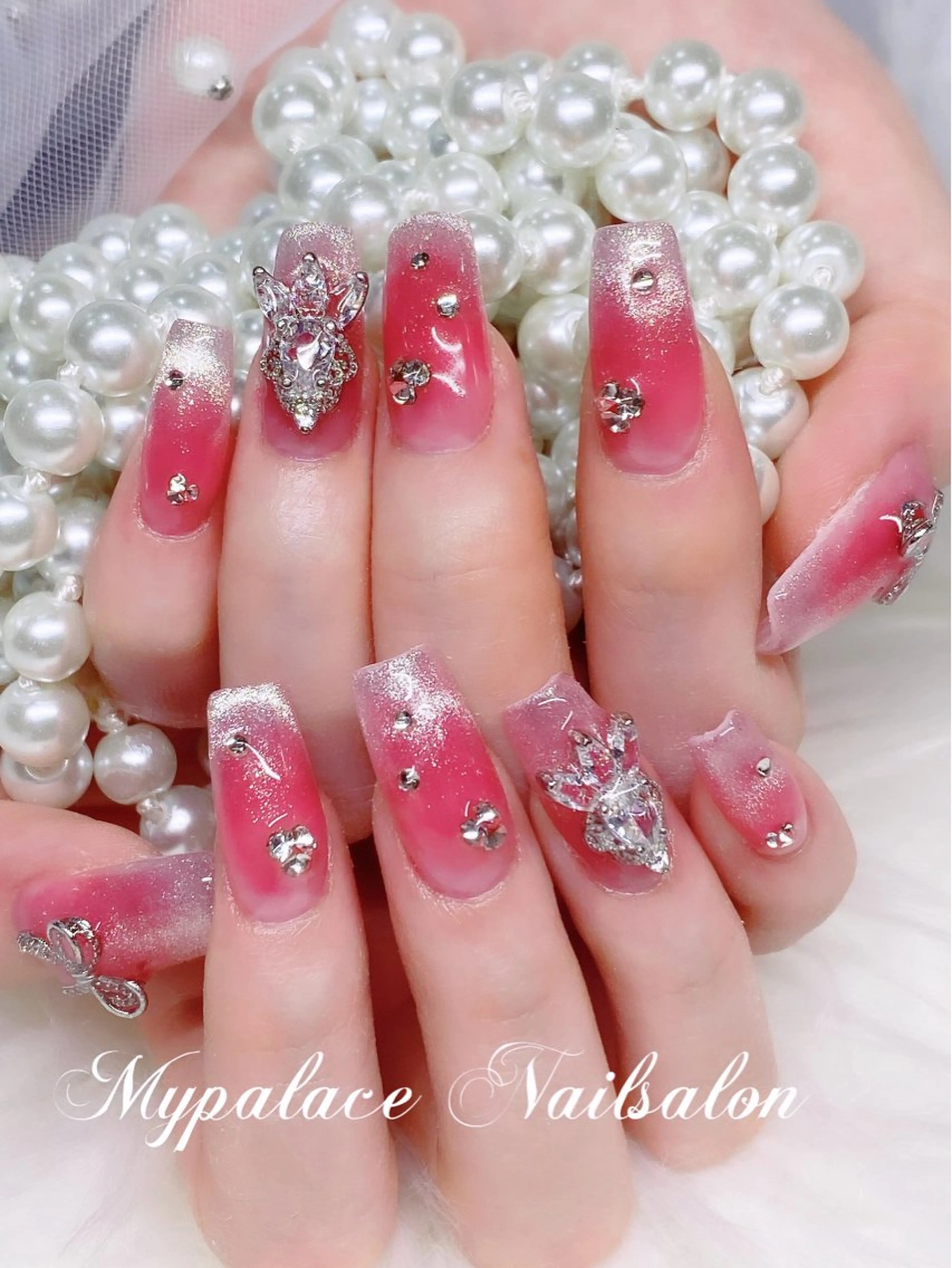 ネイル チークネイル フレンチネイル キラキラネイル マグネットネイル マグネットフレンチ ハンドネイル Yuis Nailスカルプ専門のネイルデザイン