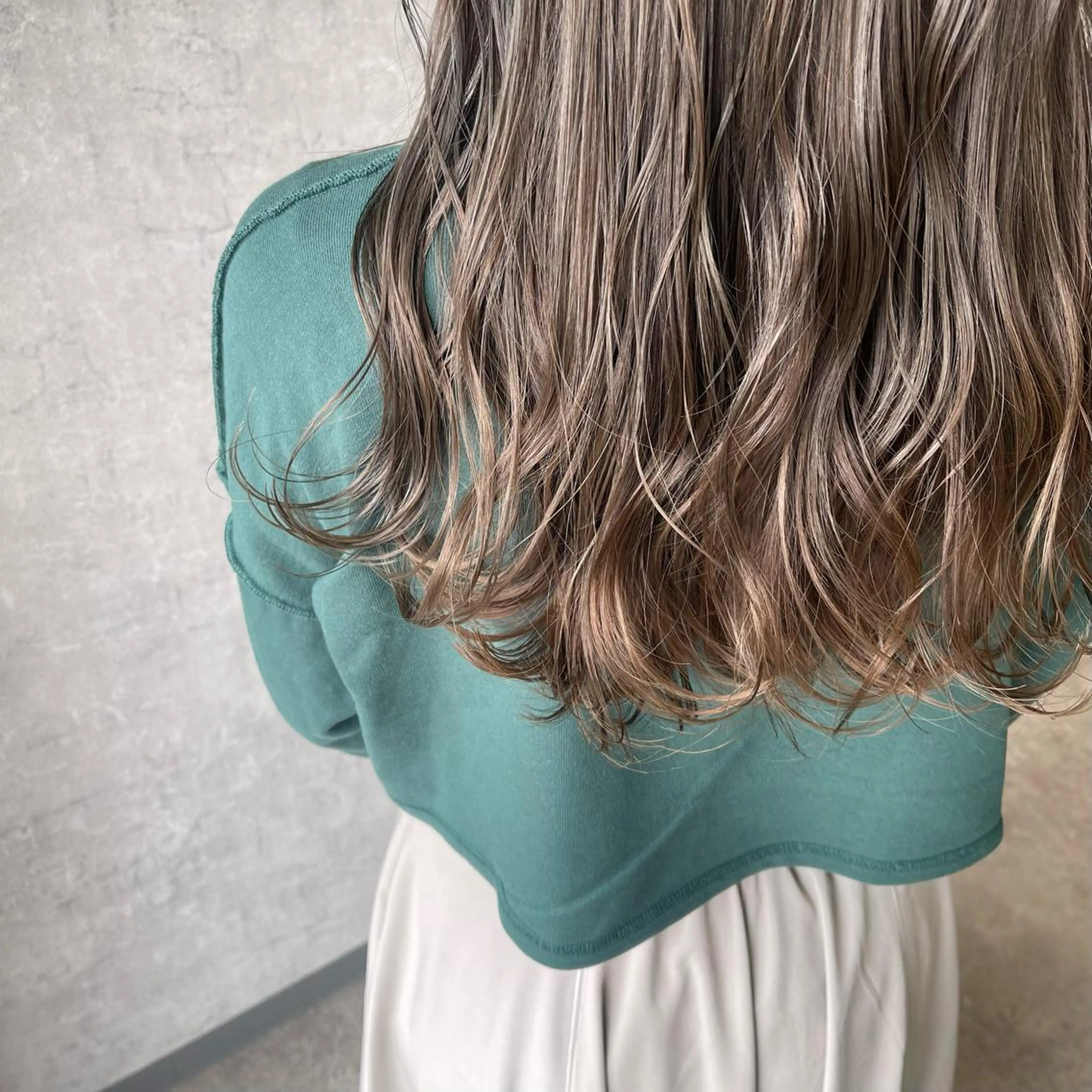 セミロング カラー ヘアアレンジ アッシュ ベージュカラー merci.所属・🌻まさの あいり🌻のヘアスタイル