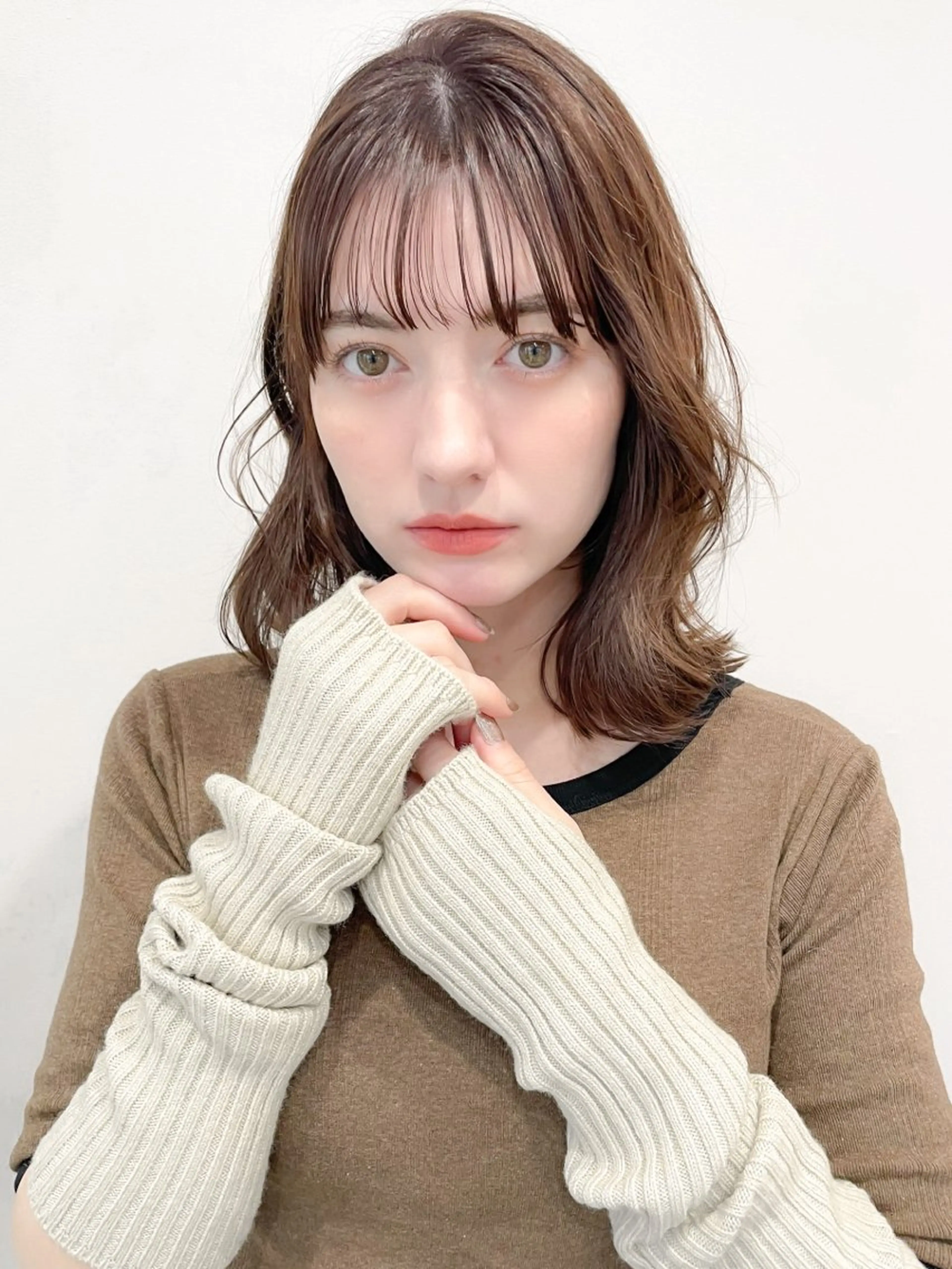 ミディアム カラー ブリーチ ケアブリーチ ダブルカラー ハイライトカラー イルミナカラー カット ヘアカラー トリートメント ミディアム/顔周り/ ベージュ🌼mayuのヘアスタイル