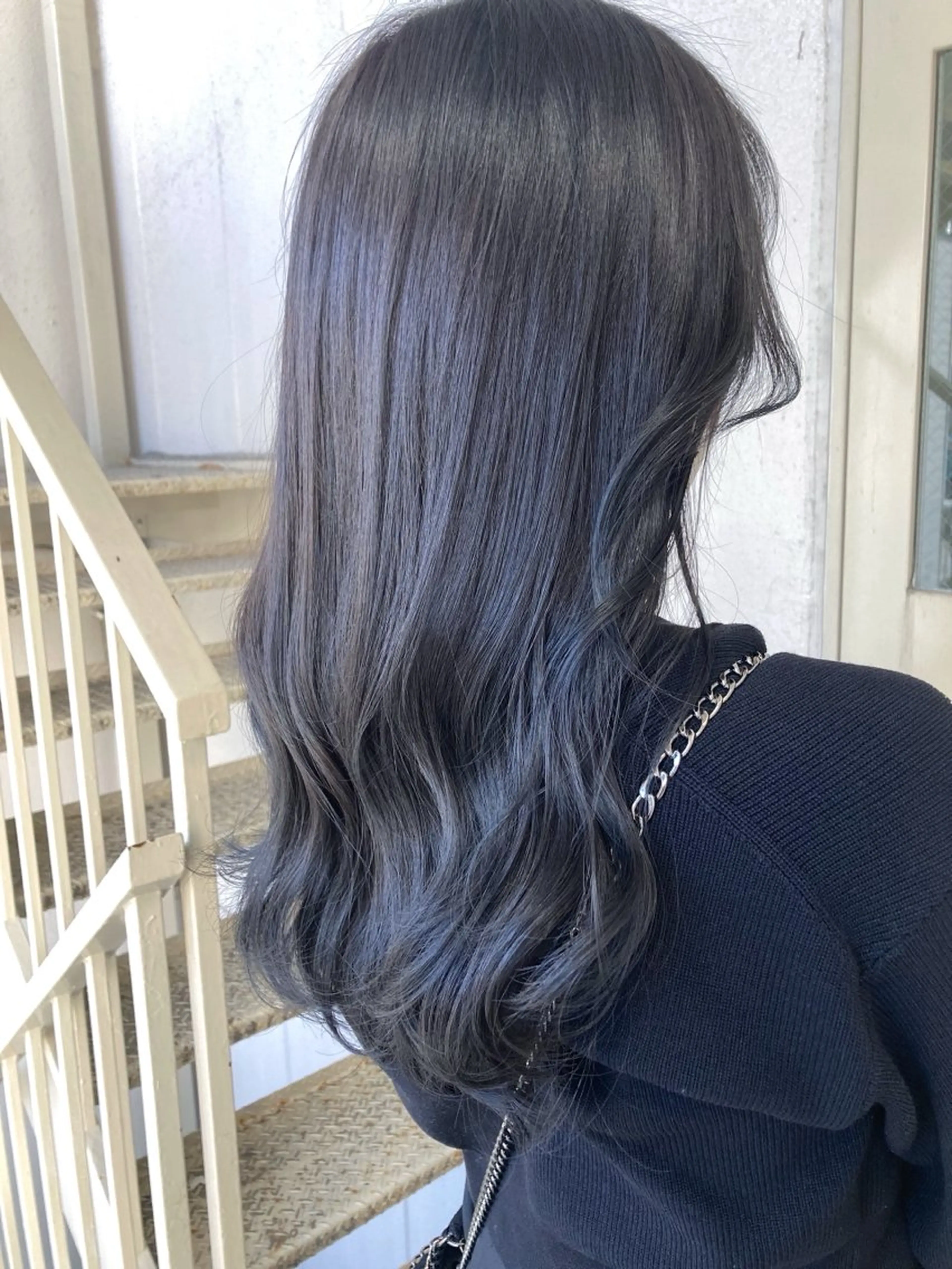 セミロング roka ノゾミのヘアスタイル