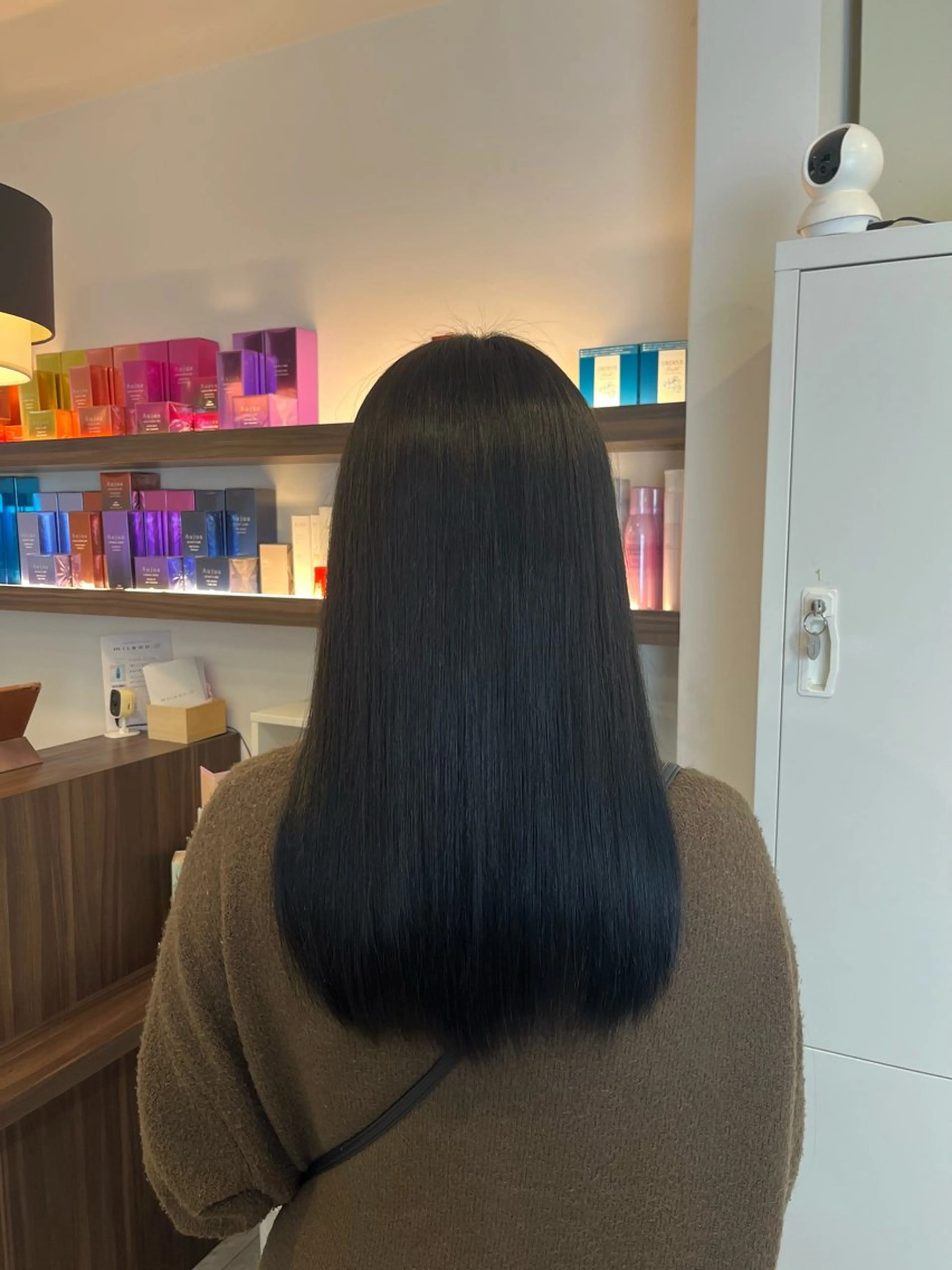 カラー グレージュ Grandoll Luxe所属・大神 鈴夏のヘアスタイル