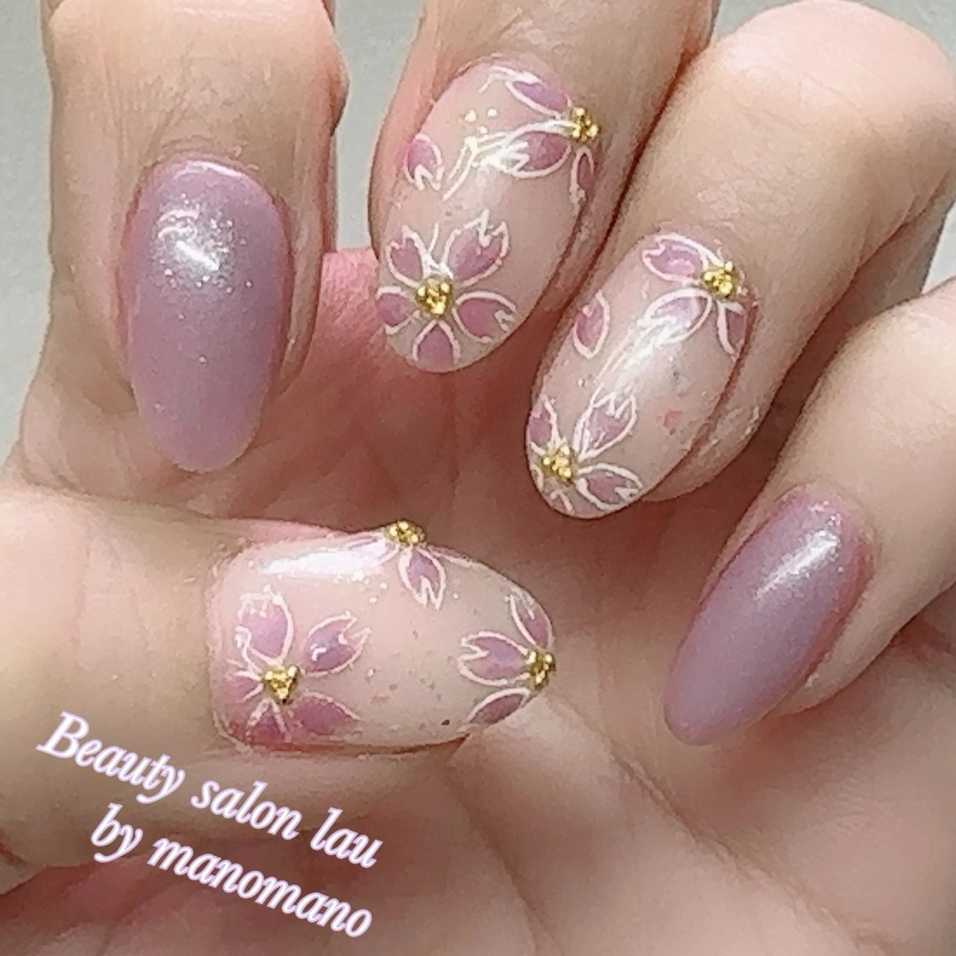 ネイル ラウバイマノマノ なかざとのネイルデザイン