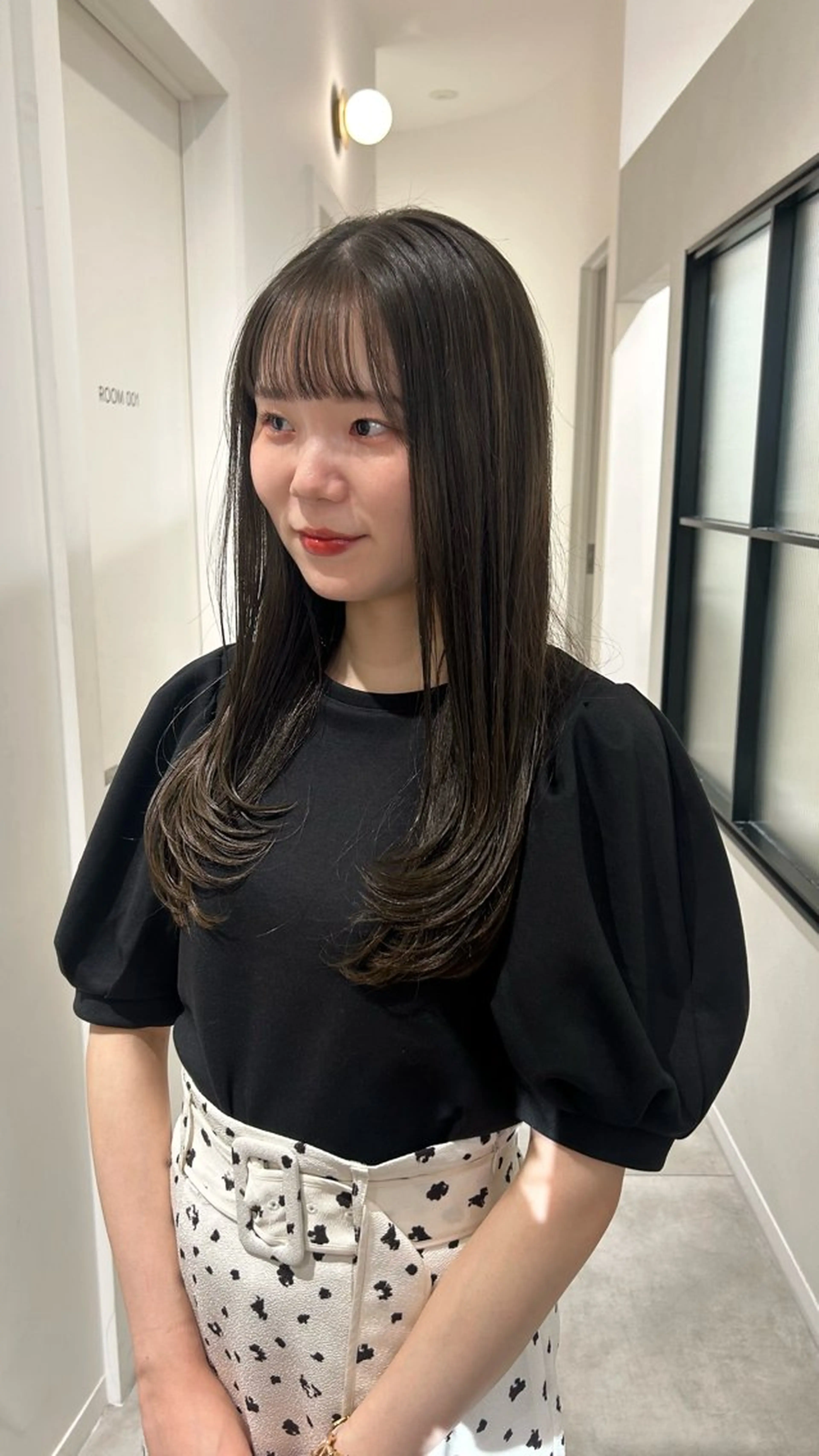 セミロング カラー オリーブカラー オレンジ カット ヘアカラー オリーブベージュ/ ブリーチなし透明感のヘアスタイル