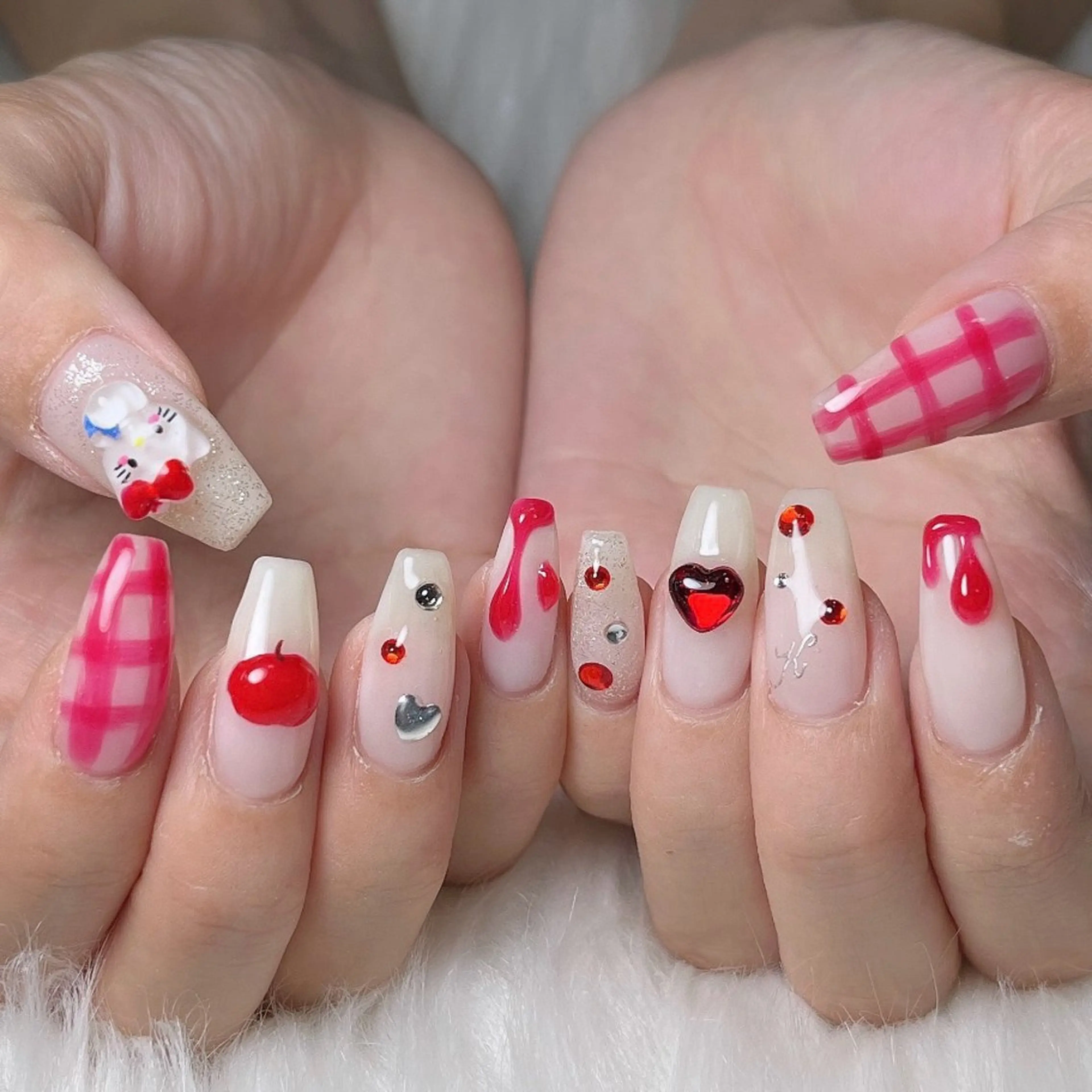 ネイル 韓国ネイル ラメ(グリッター) 持ち込み ハンドネイル 🐕🦺Yappy 💗A-tanのネイルデザイン