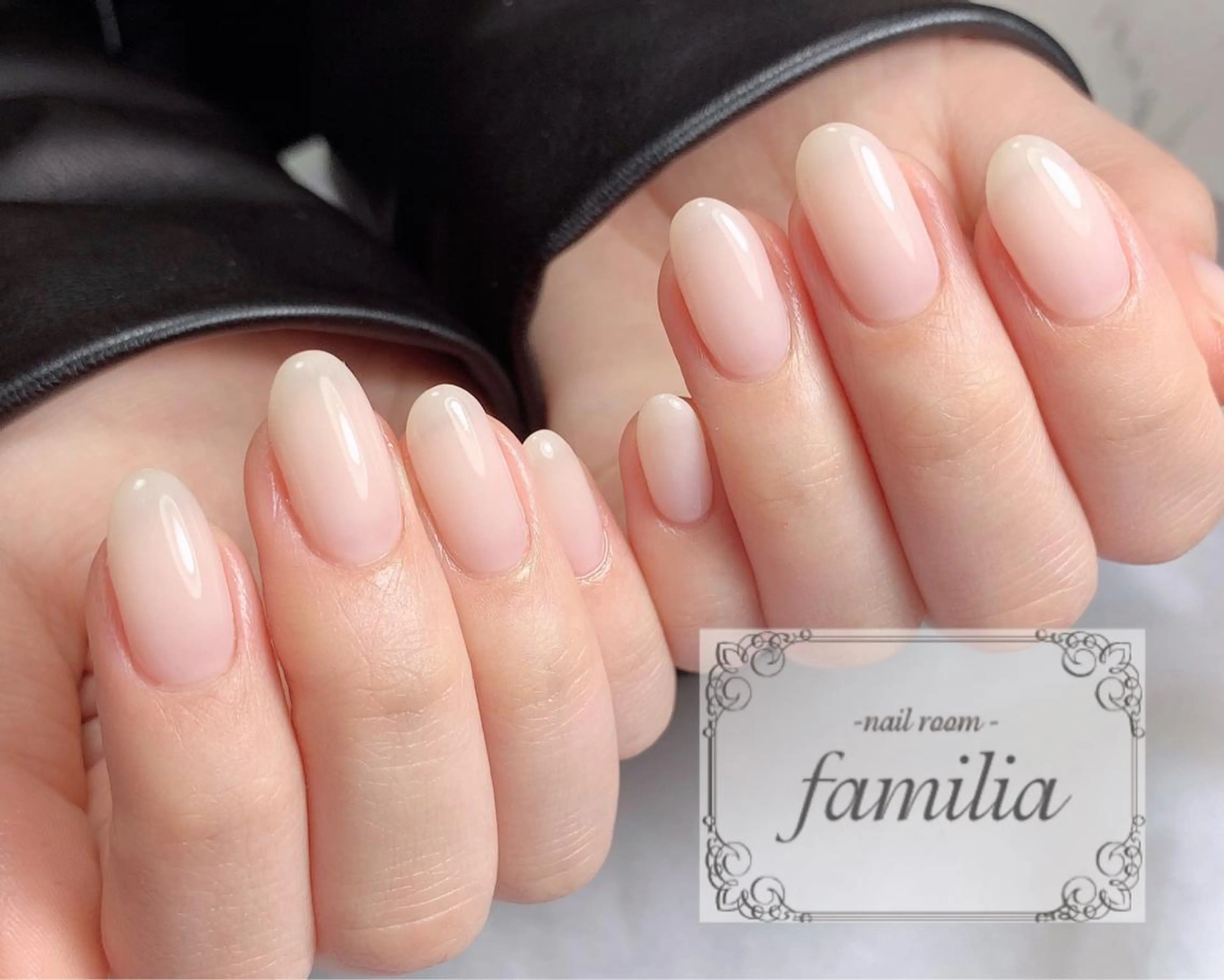 ネイル ハンドネイル -nailroom- familiaのネイルデザイン