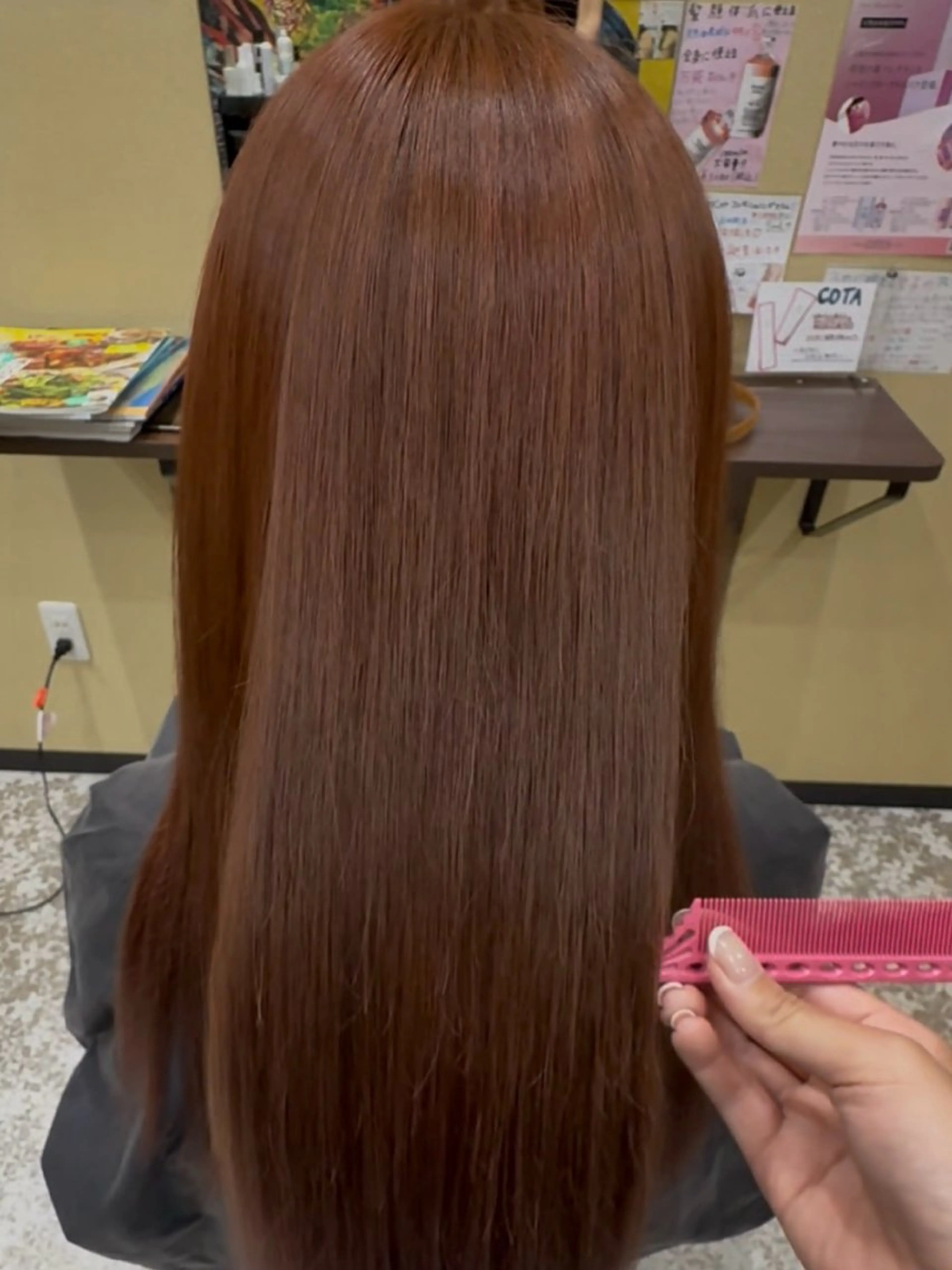 ロング 琉月枝松店所属・麓 玲菜のヘアスタイル