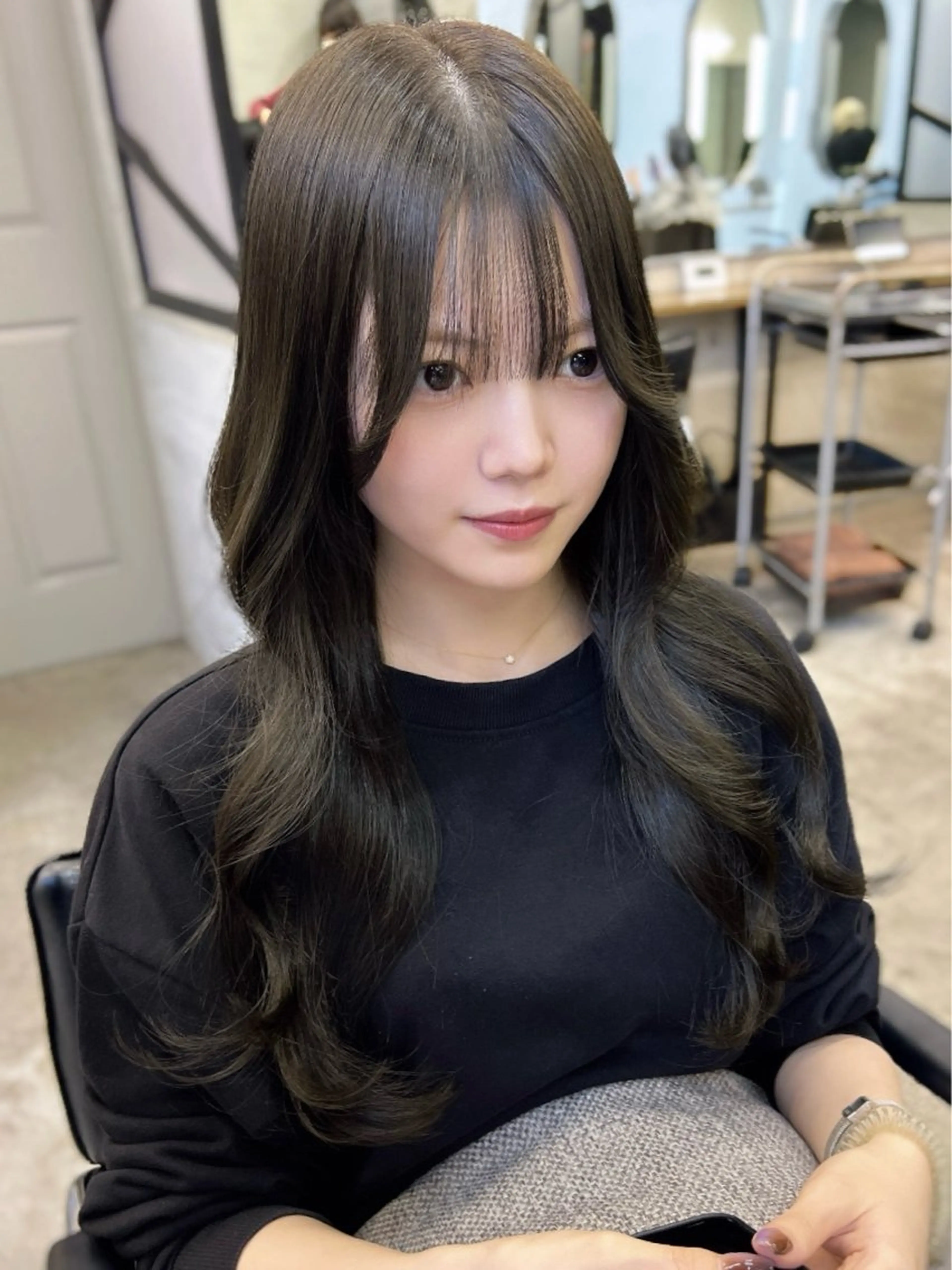 ロング カラー ベージュカラー オリーブベージュ カット ヘアカラー トリートメント 艶カラー/髪質改善/ 縮毛矯正/池袋/千葉のヘアスタイル